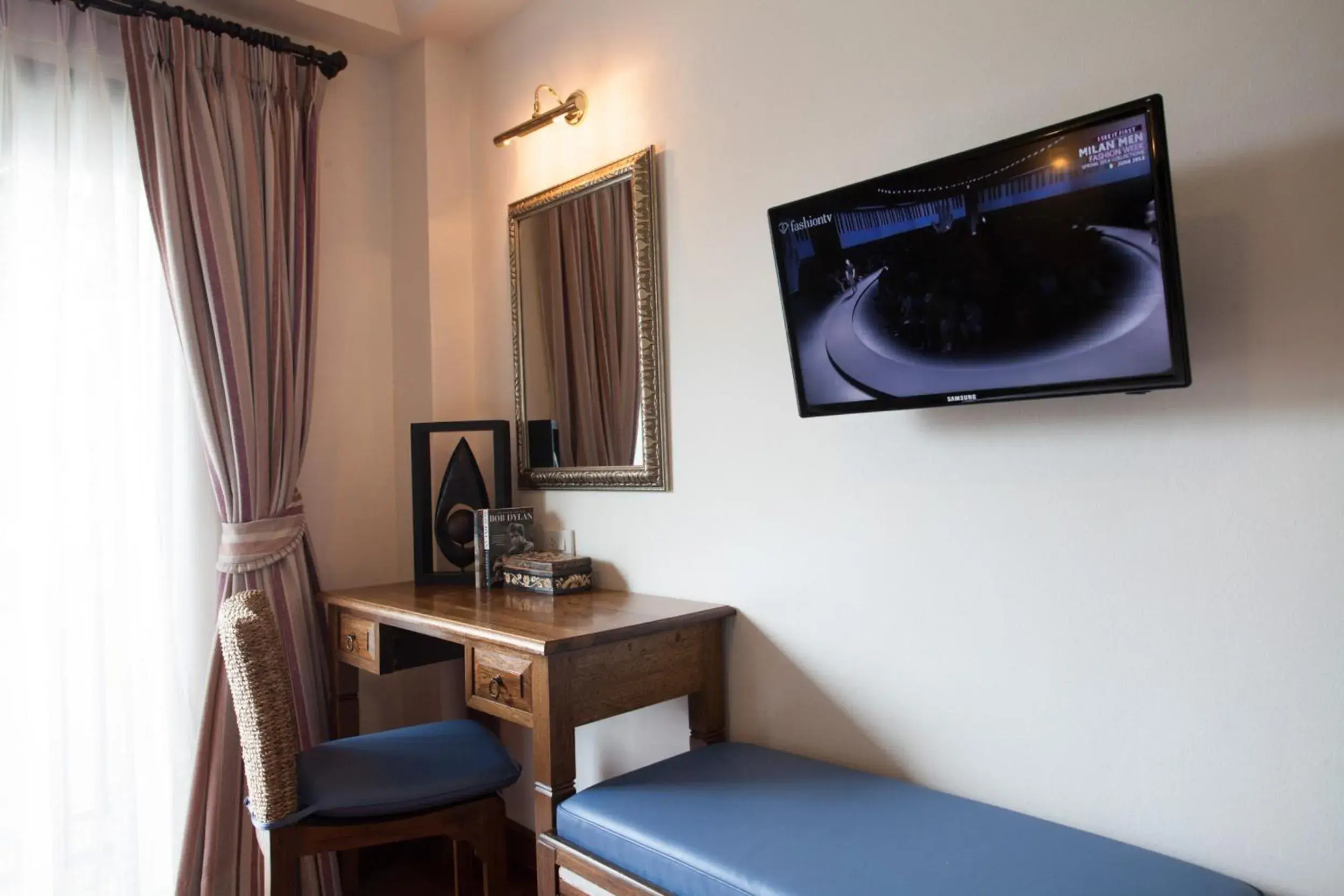 TV and multimedia, Bed in La Pillow 8 TV and multimedia, Bed in La Pillow 8