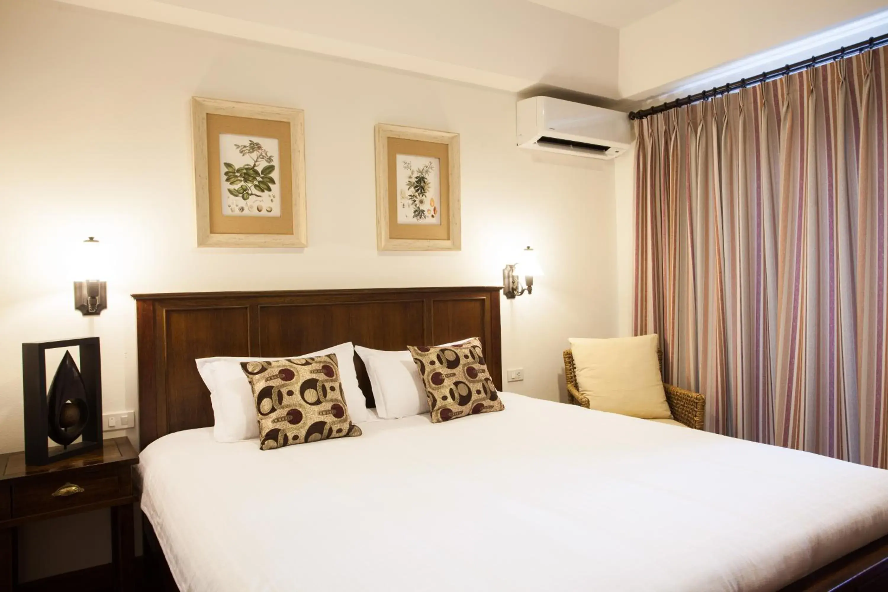 Bedroom, Bed in La Pillow 8 Bedroom, Bed in La Pillow 8