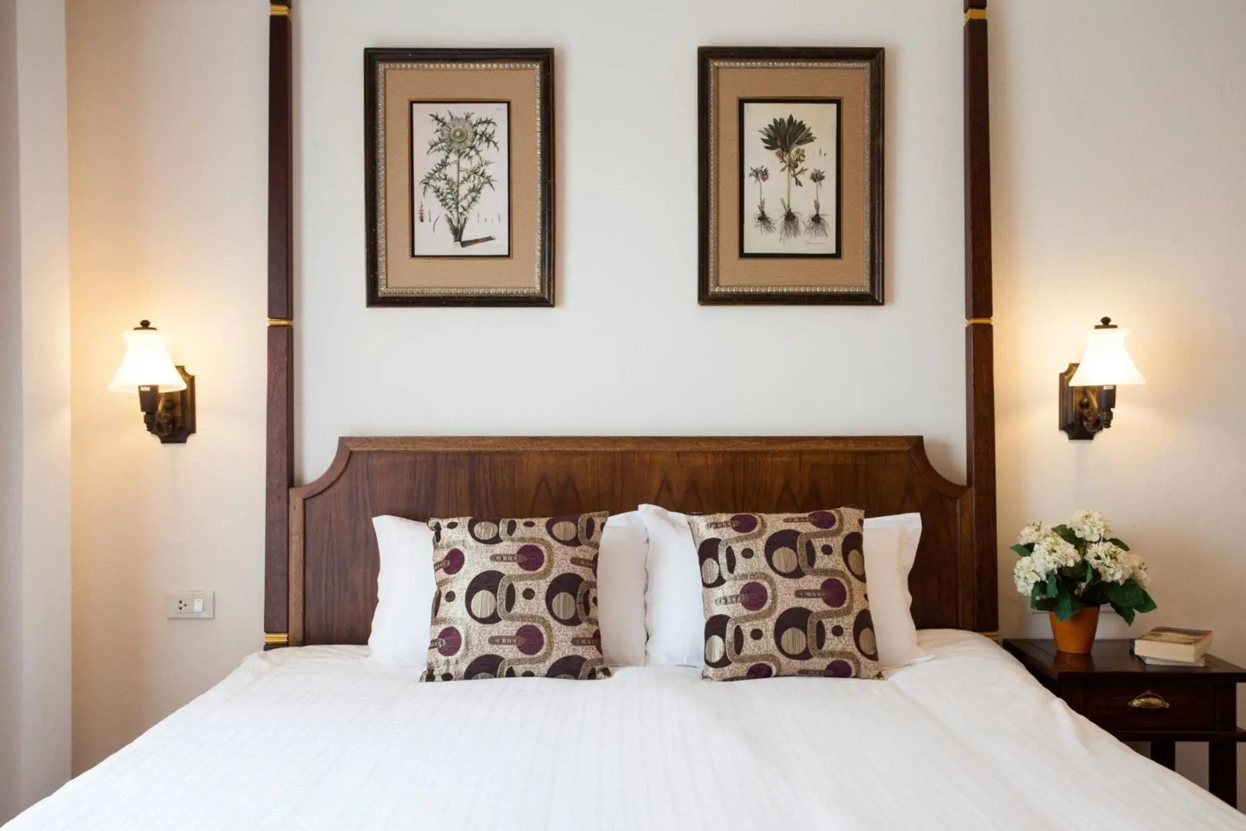 Bed in La Pillow 8 Bed in La Pillow 8