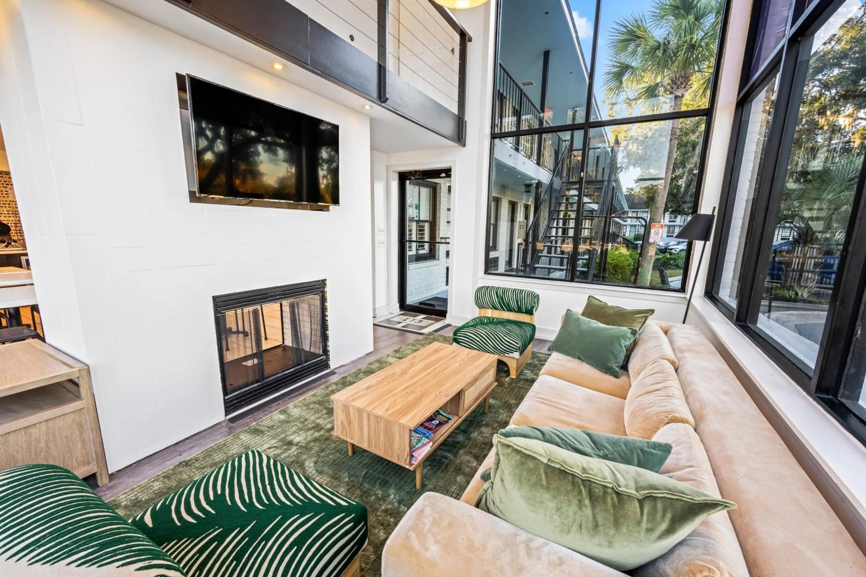 Lobby or reception in Charleston Creekside Inn