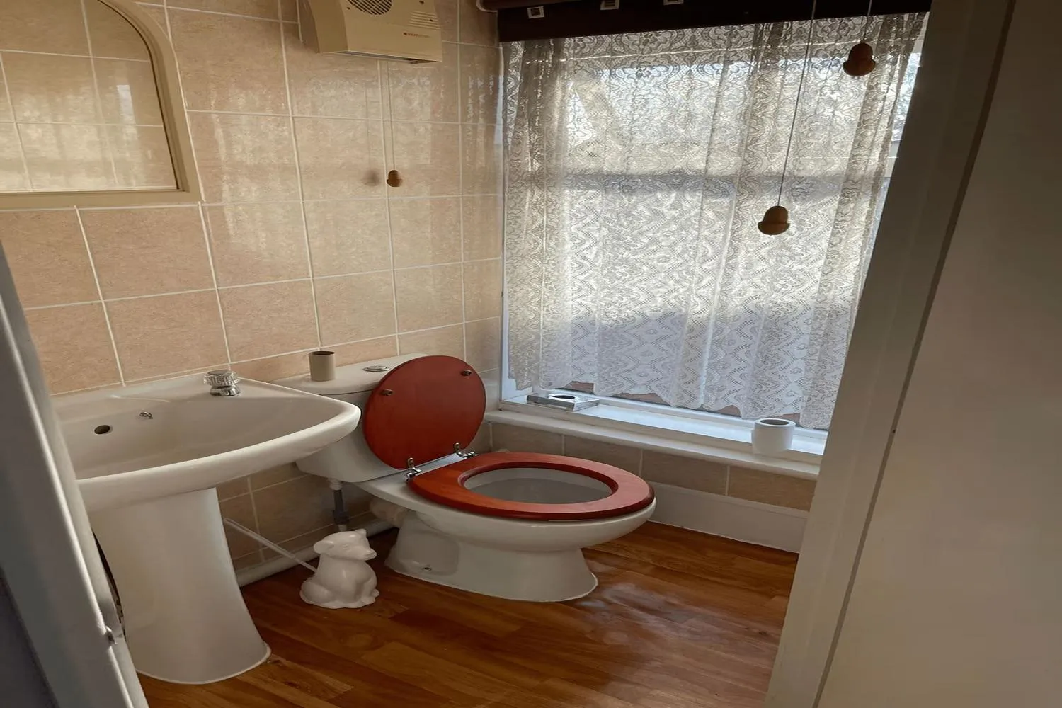 Bathroom in Belvedere Guest House, Great Yarmouth