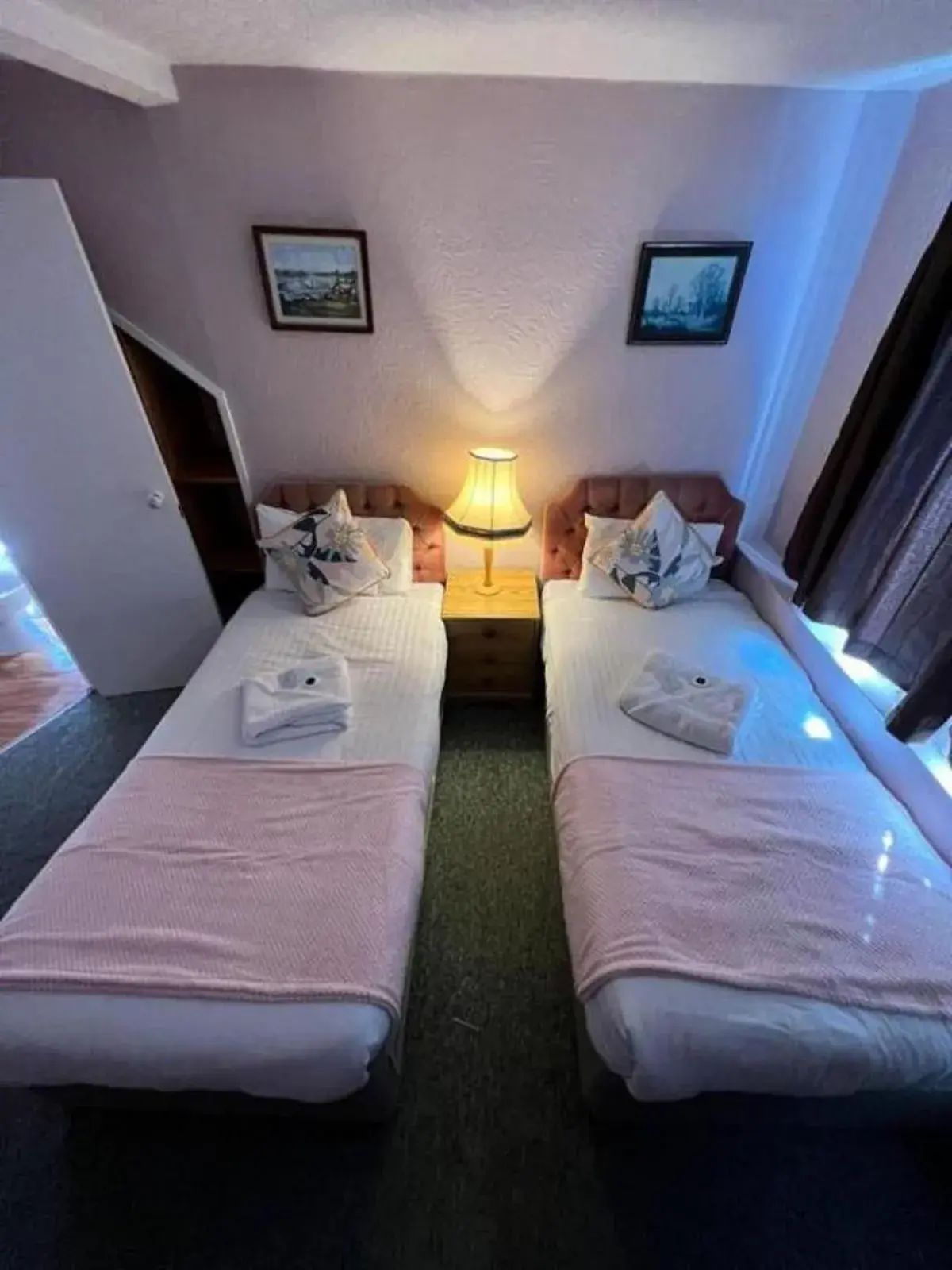 Bedroom, Bed in Belvedere Guest House, Great Yarmouth Bedroom, Bed in Belvedere Guest House, Great Yarmouth