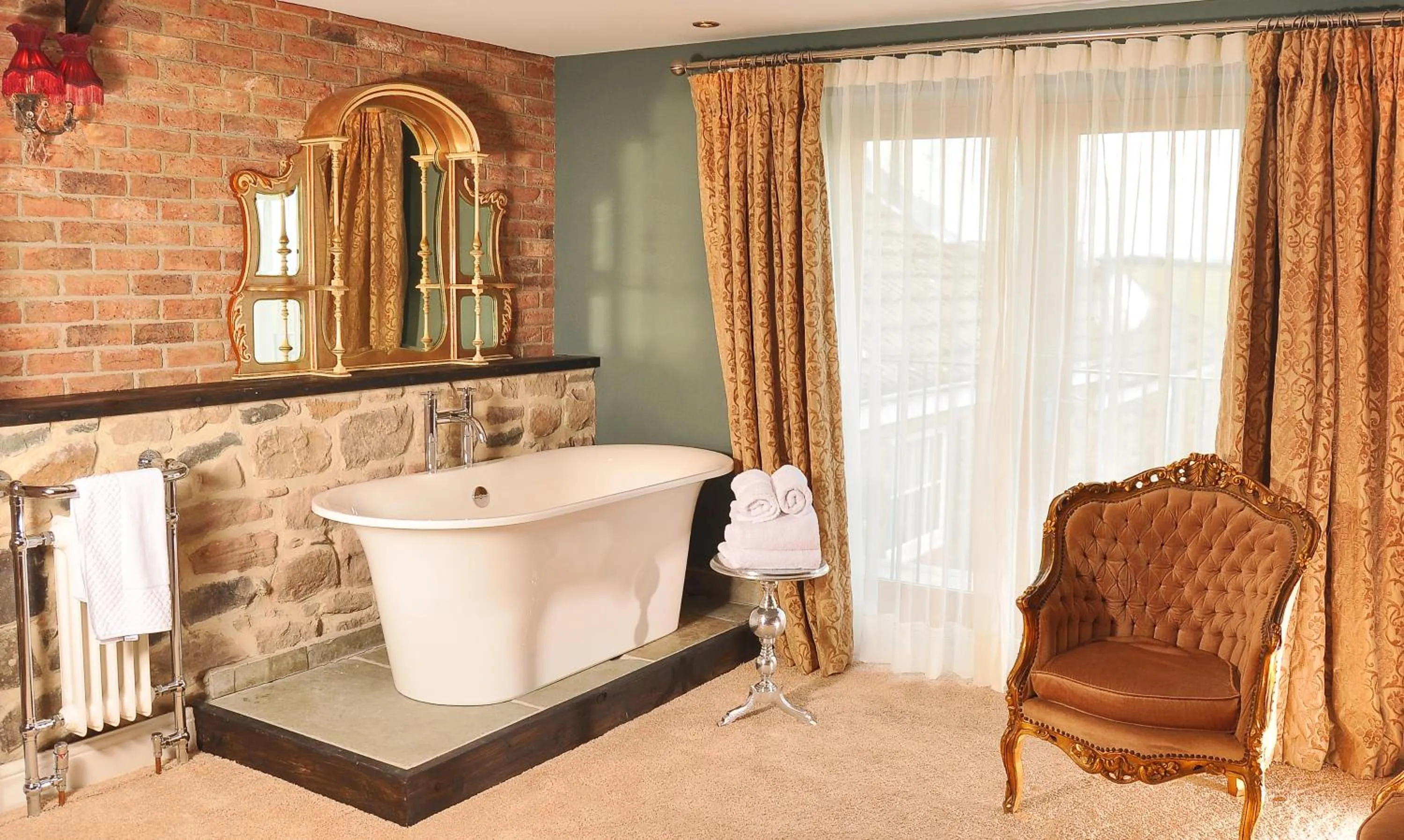 Bathroom in The Joiners Arms