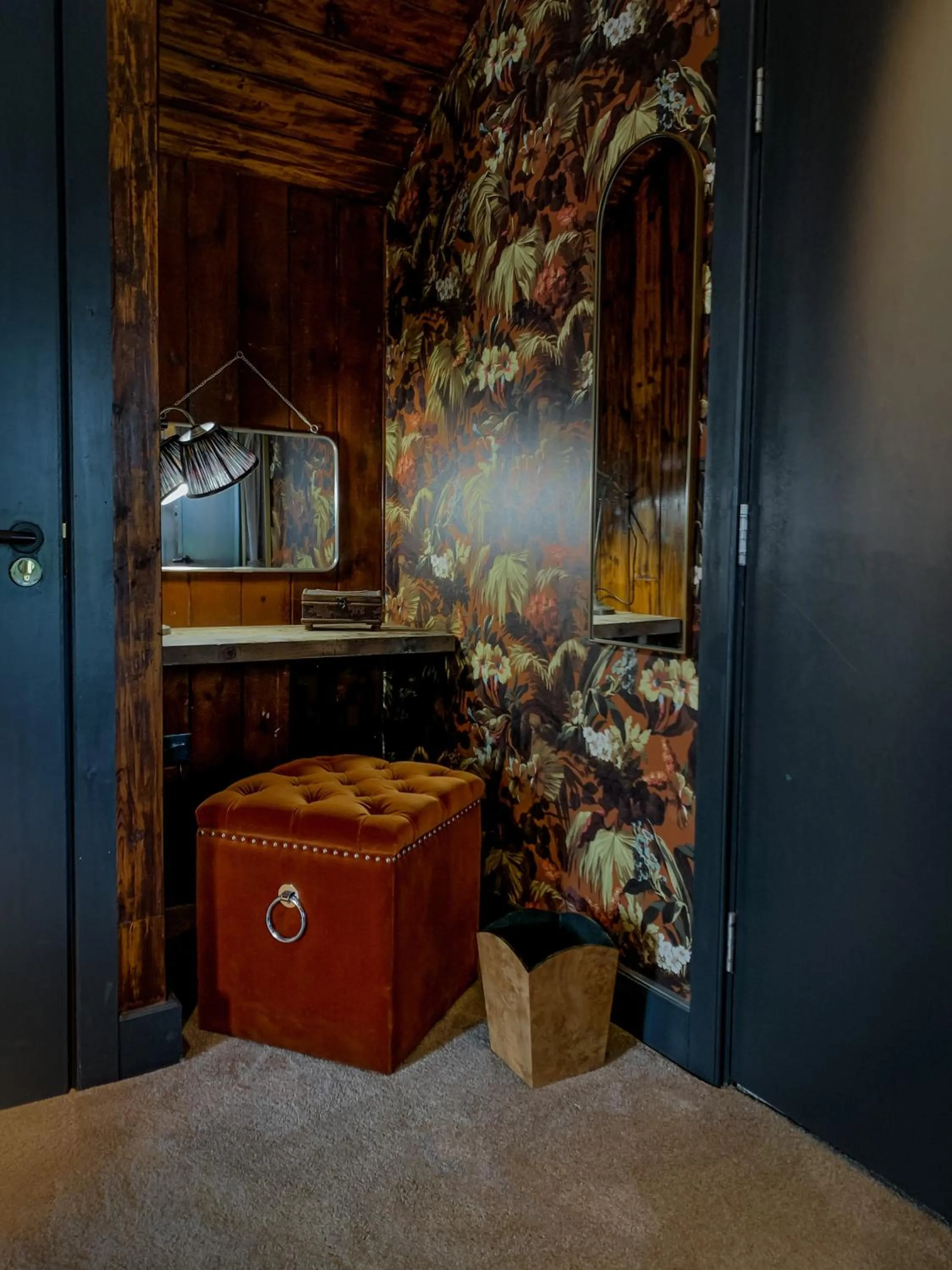 Decorative detail in The Joiners Arms