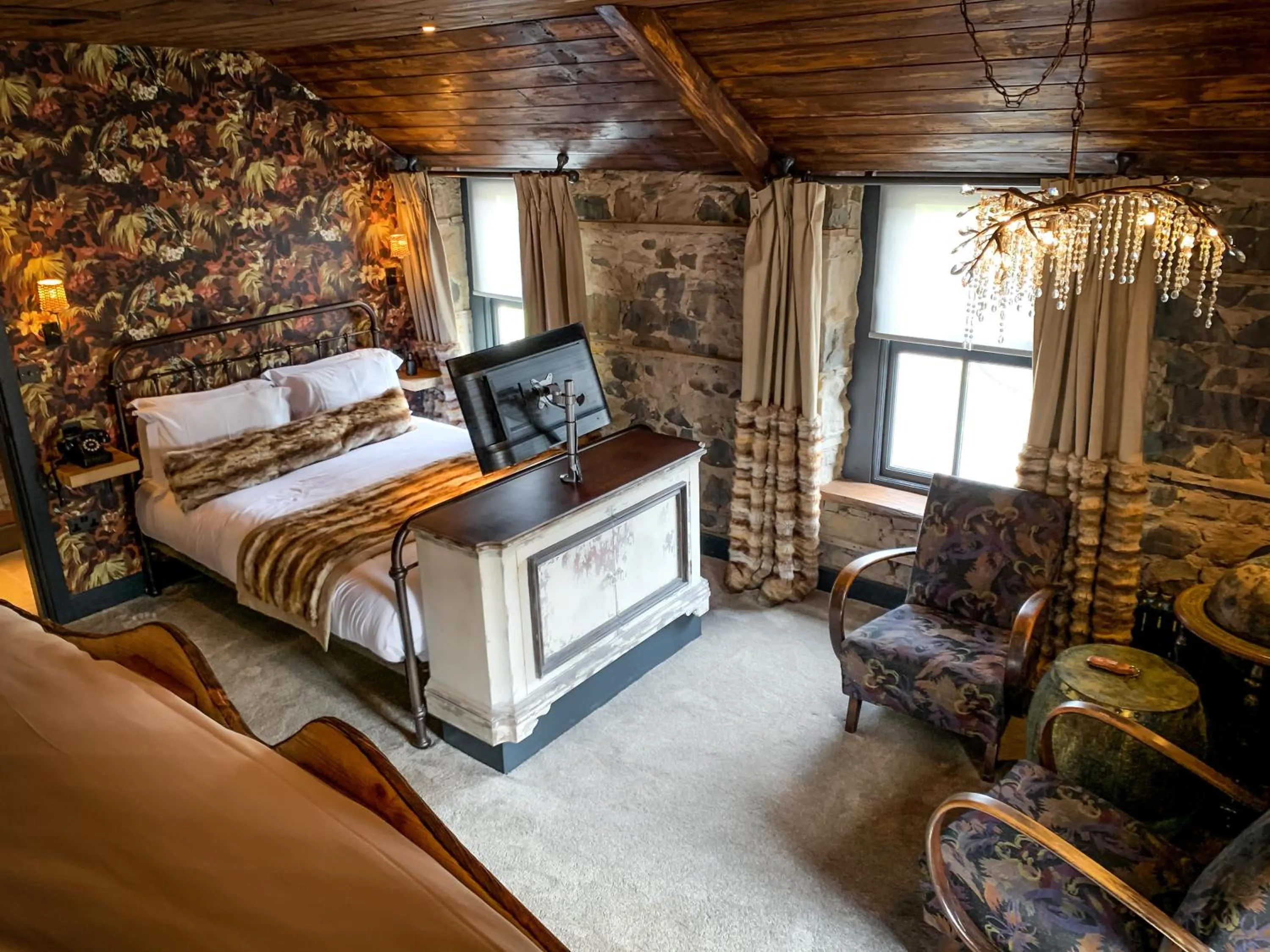 Bedroom, Bed in The Joiners Arms