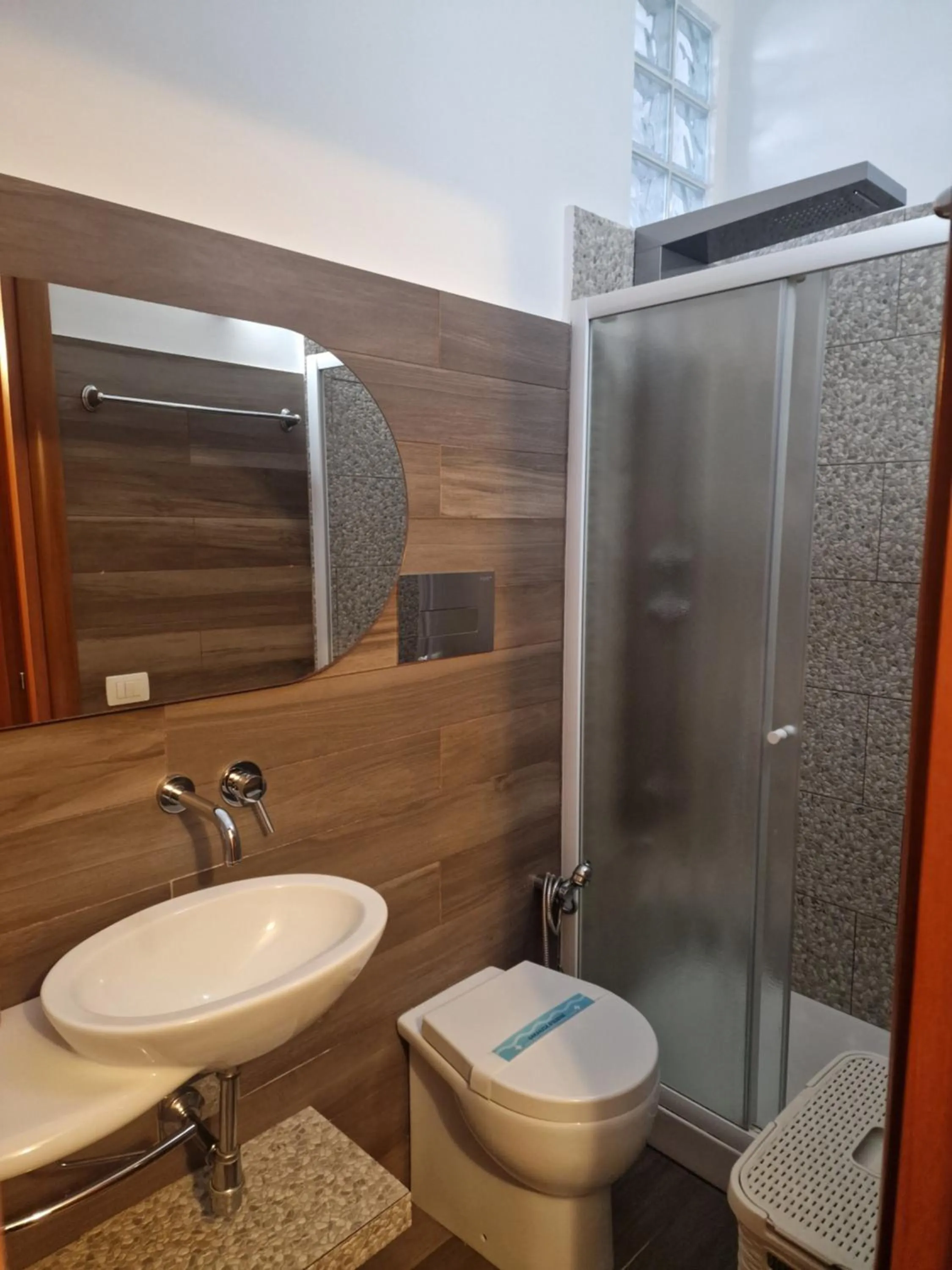 Bathroom in Spiagge Iblee