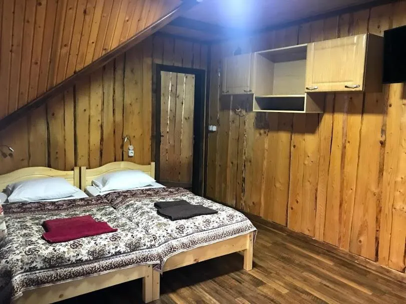 Fayniy Motel