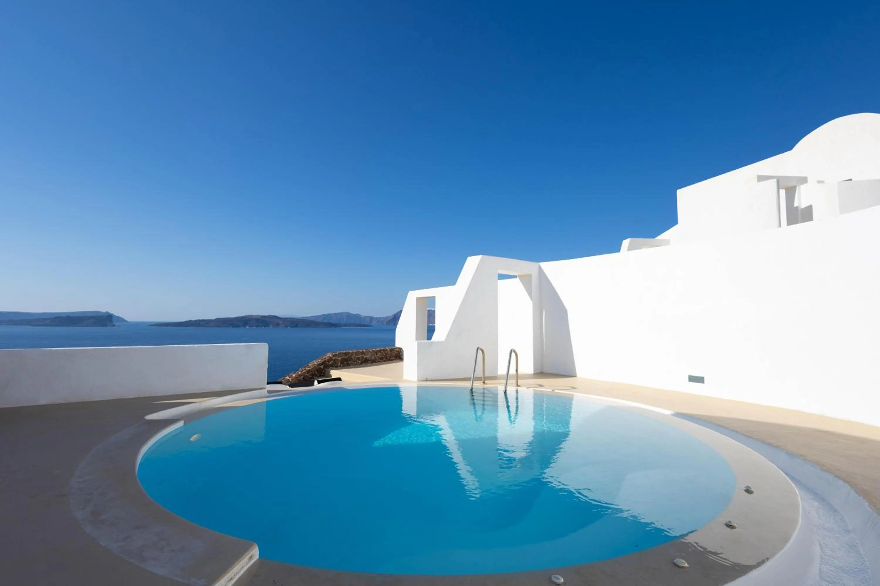 Photo of the whole room in Grand Ambassador Santorini Hotel