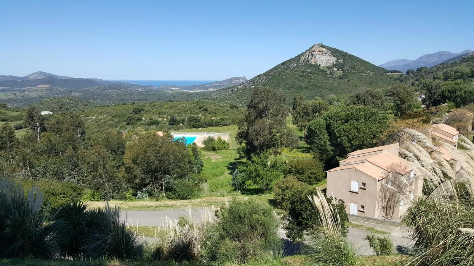 Sea view in Hôtel "U Nebbiu"