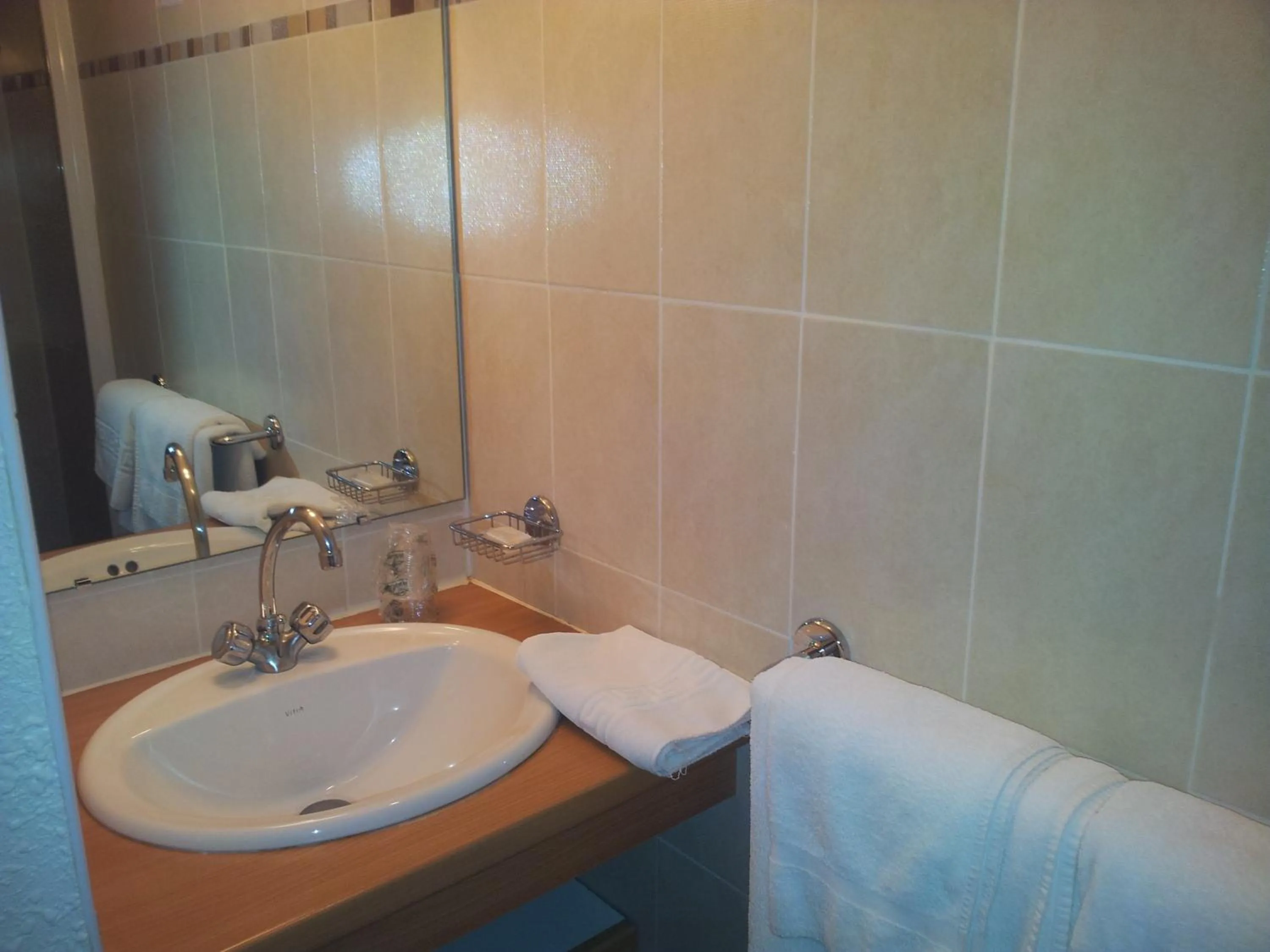 Bathroom in Hôtel "U Nebbiu"