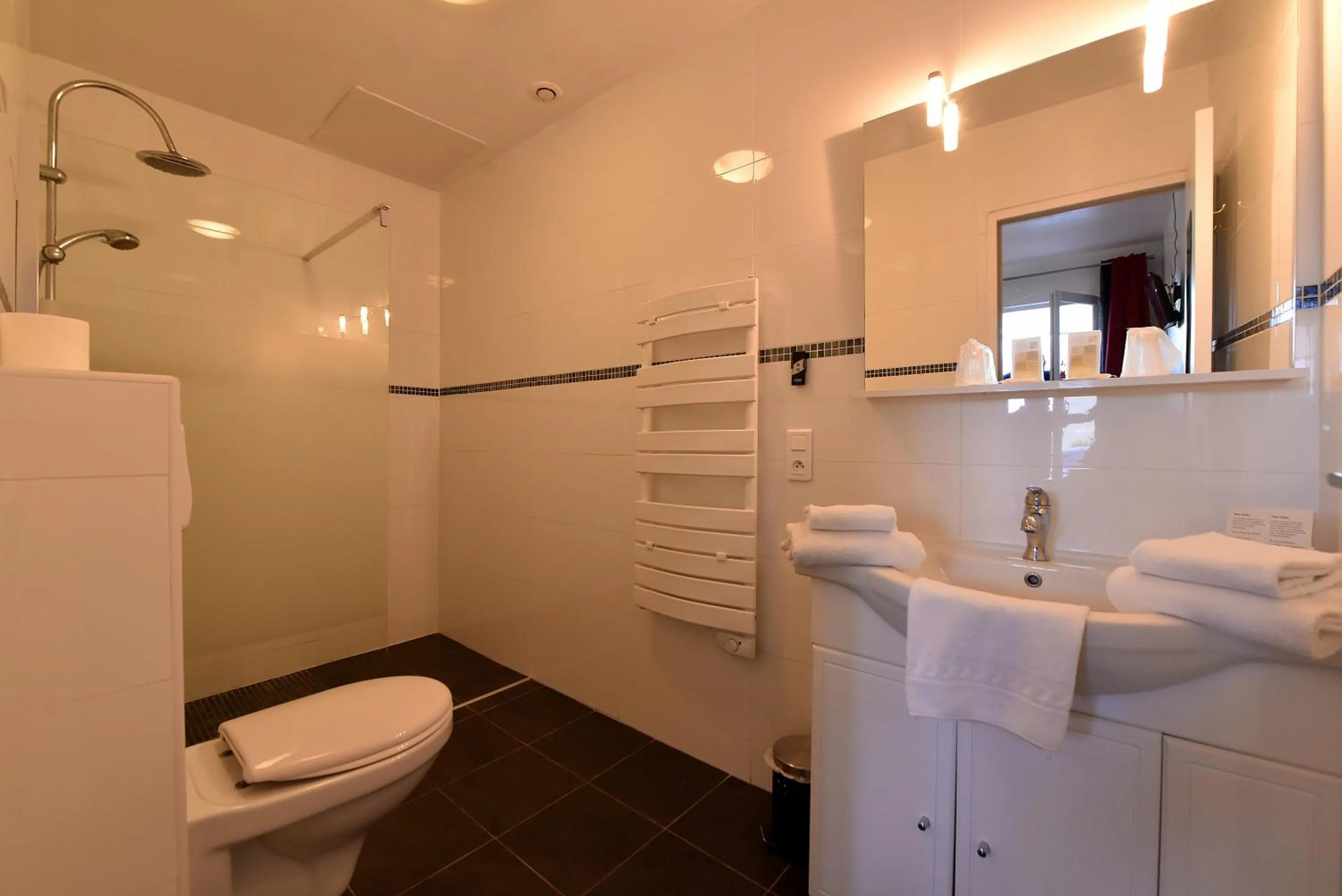 Bathroom in Hôtel "U Nebbiu"