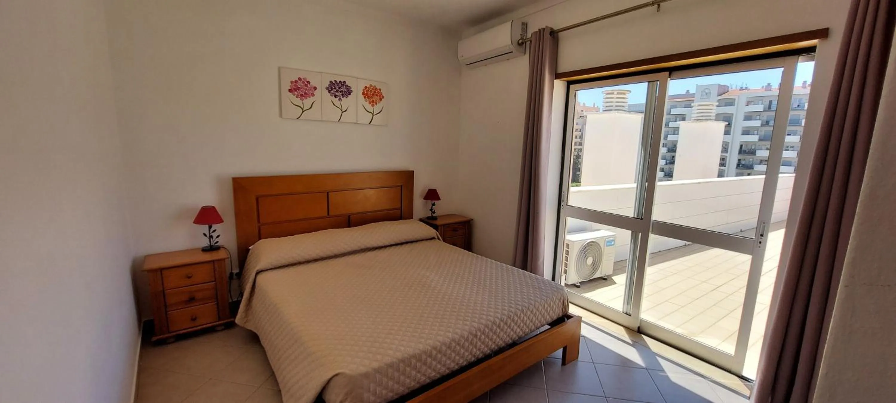 Bedroom, Bed in Castelos da Rocha