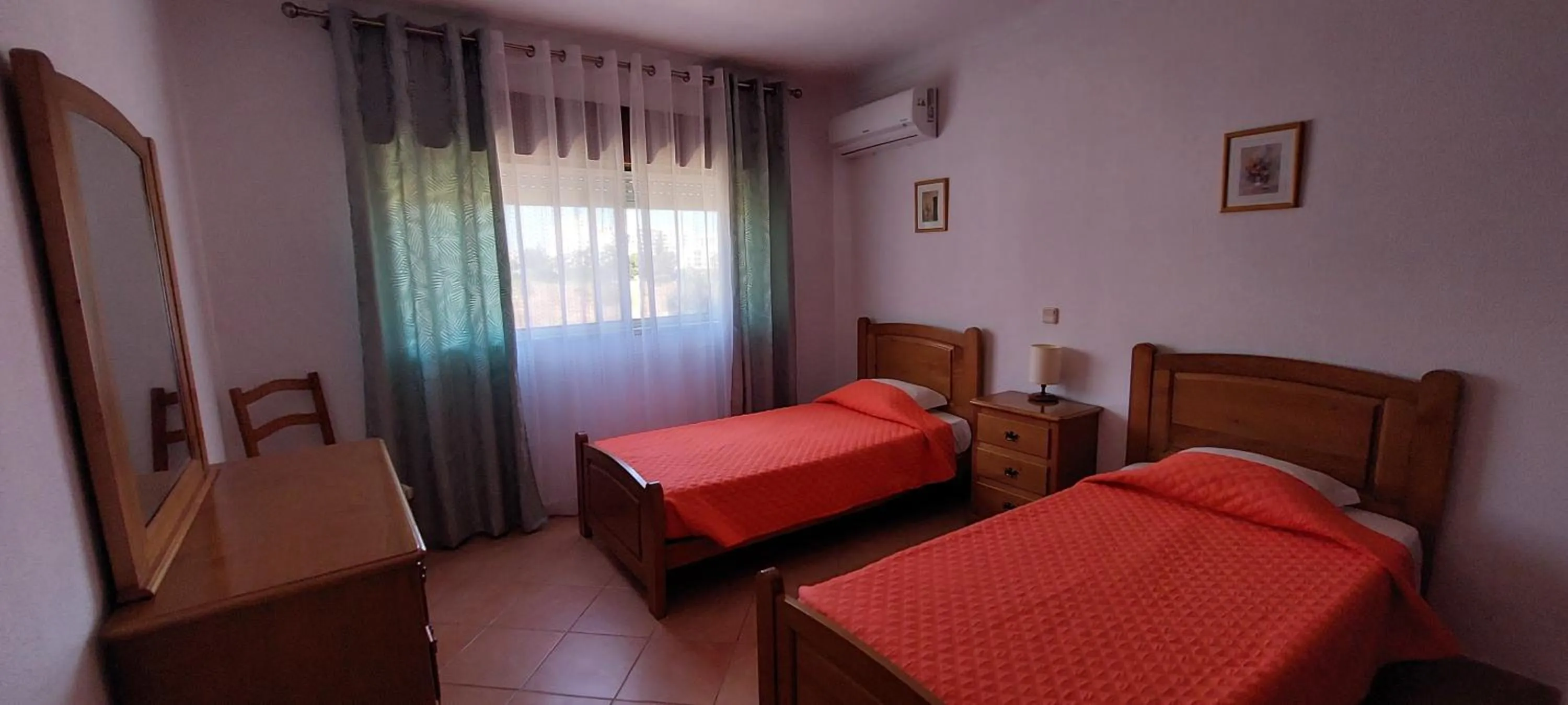 Bedroom, Bed in Castelos da Rocha