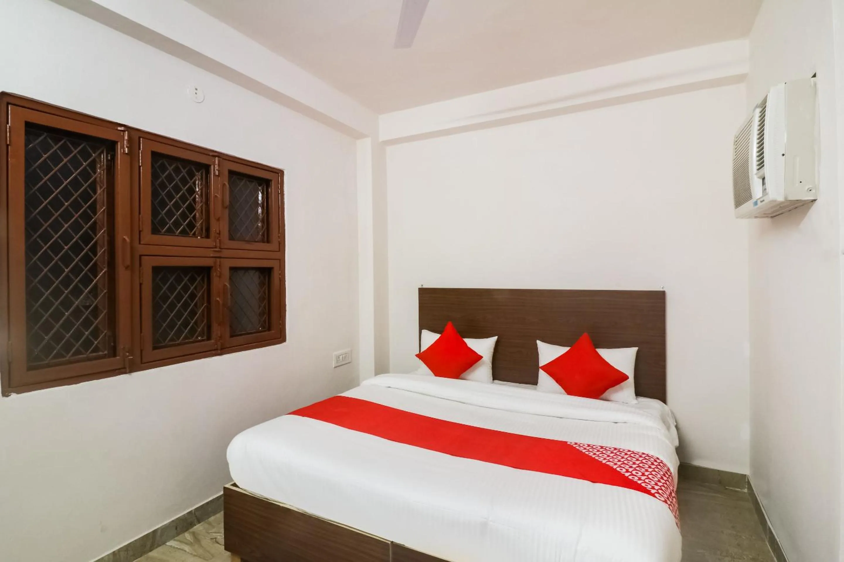 Bedroom in Hotel O Lovely Inn Near Akshardham