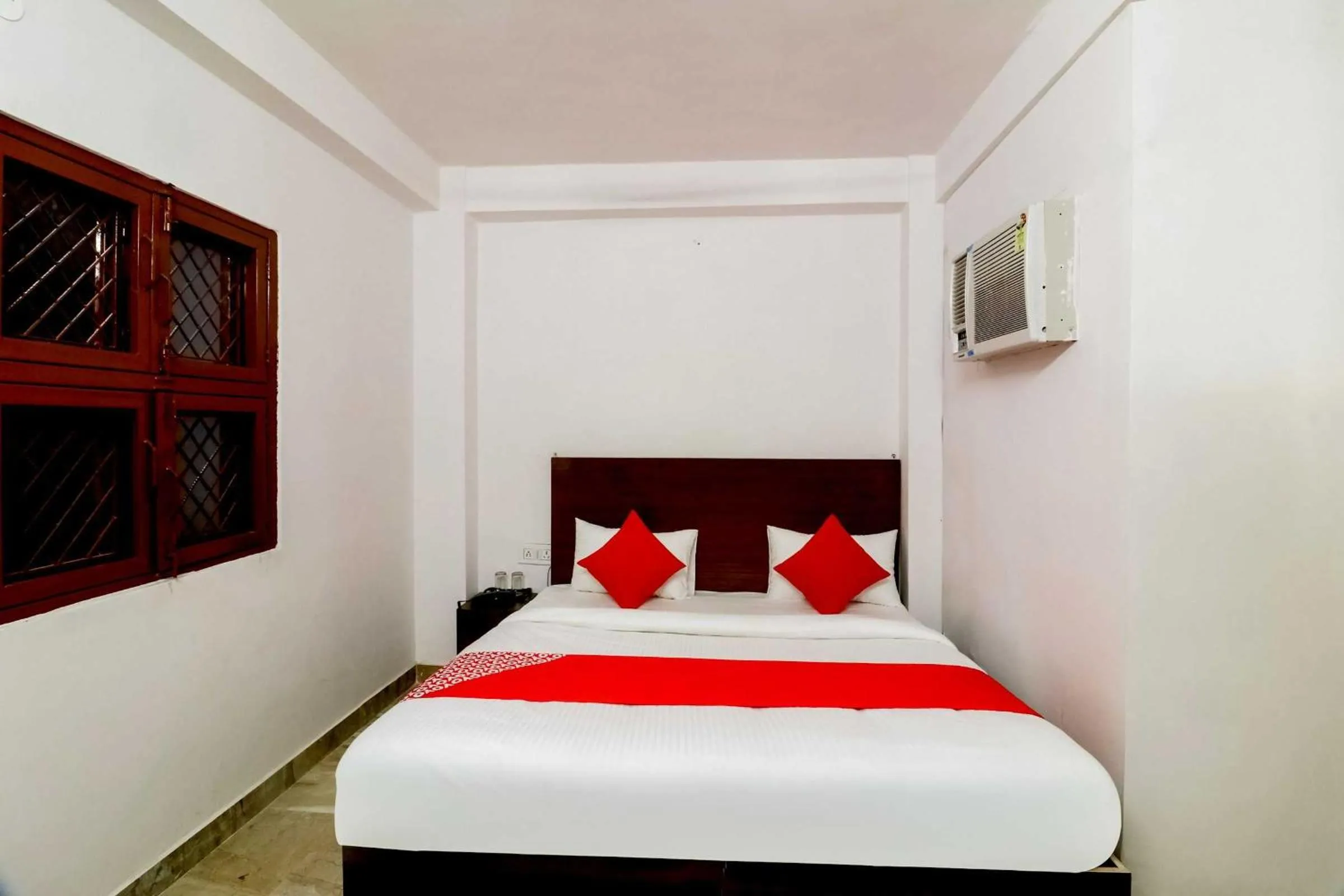 Bedroom in Hotel O Lovely Inn Near Akshardham