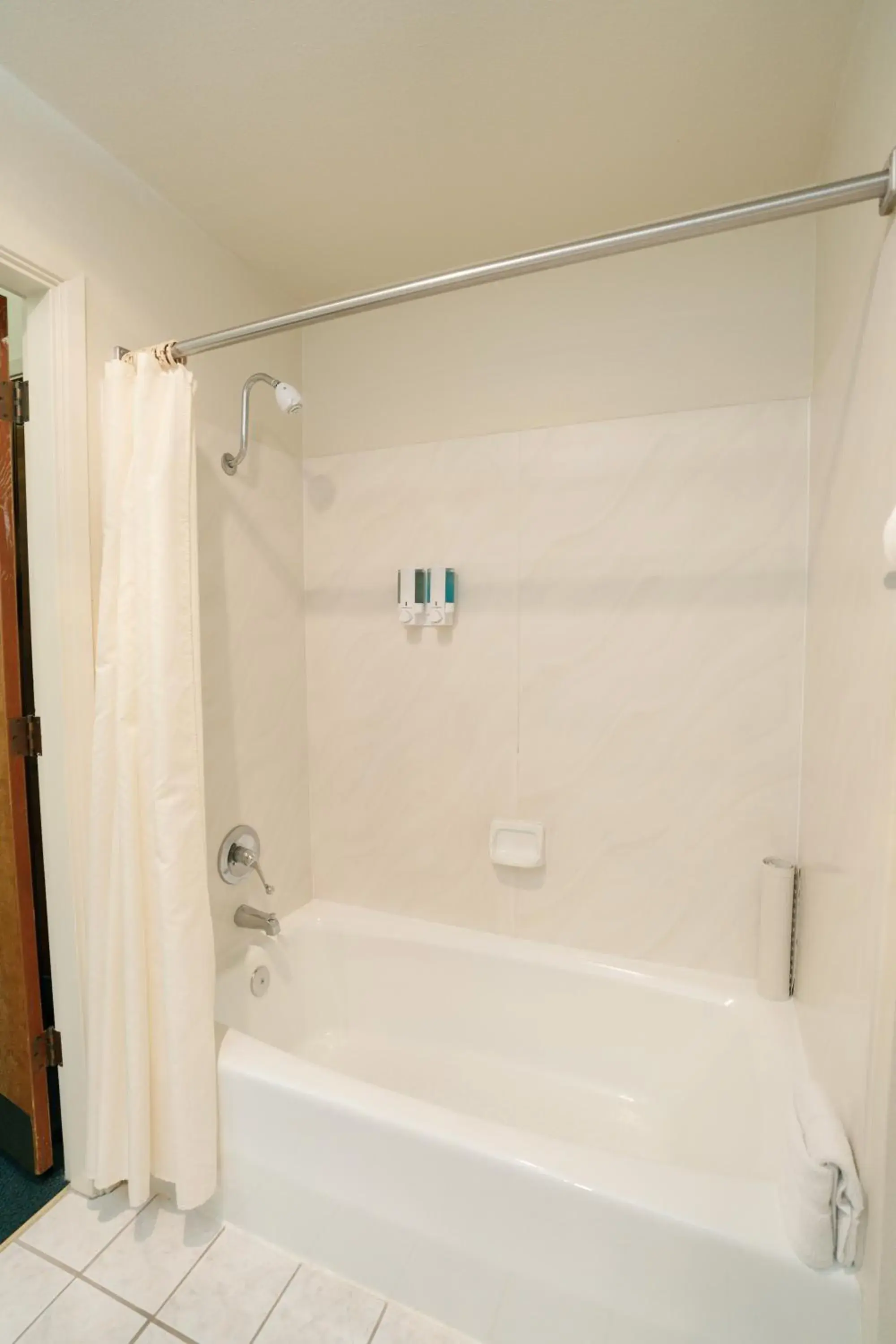 Bathroom in The Monarch Resort Bathroom in The Monarch Resort