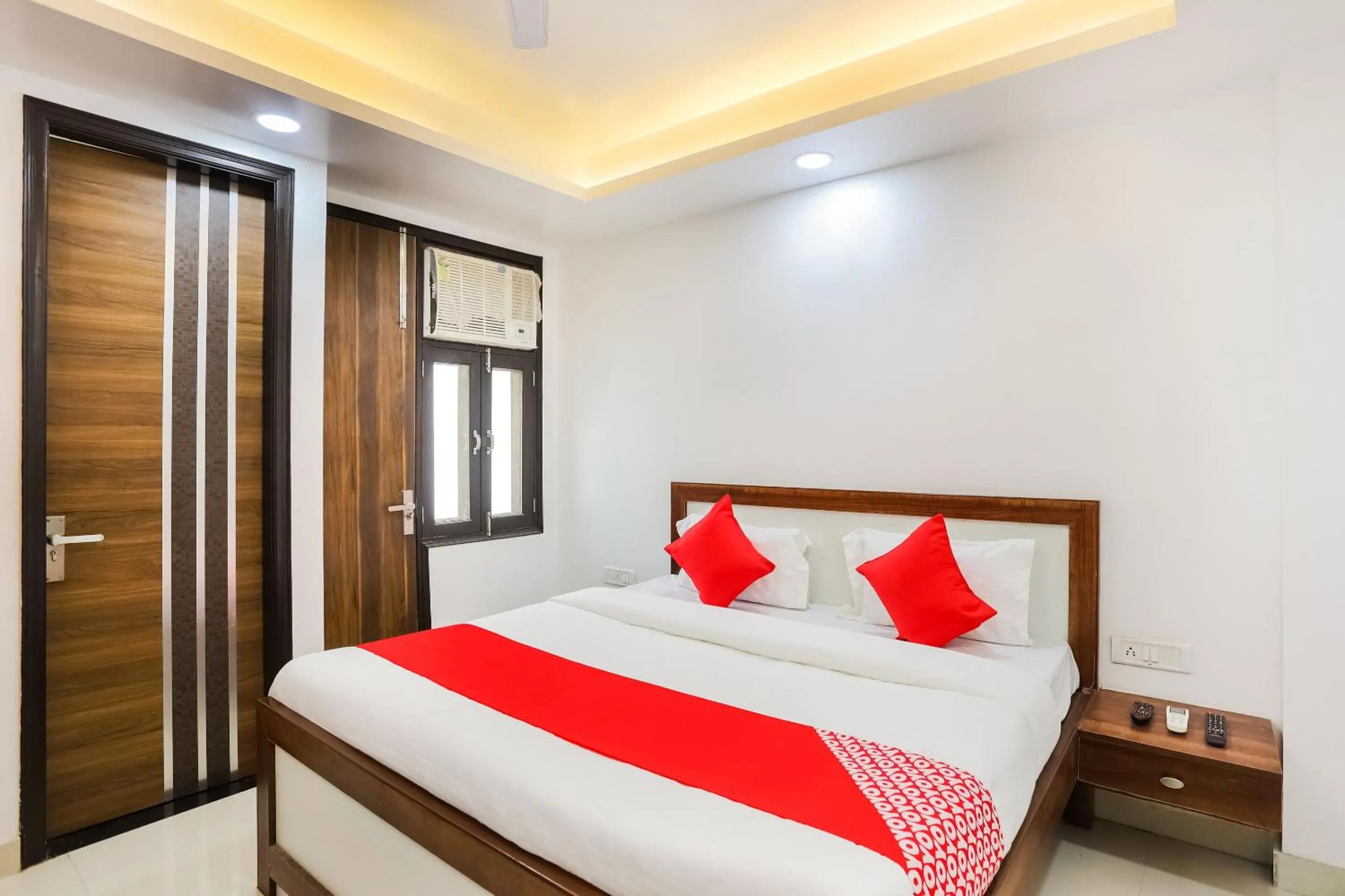 Bedroom, Bed in Hotel O Kazhakkoottam Near Technopark Phase 3