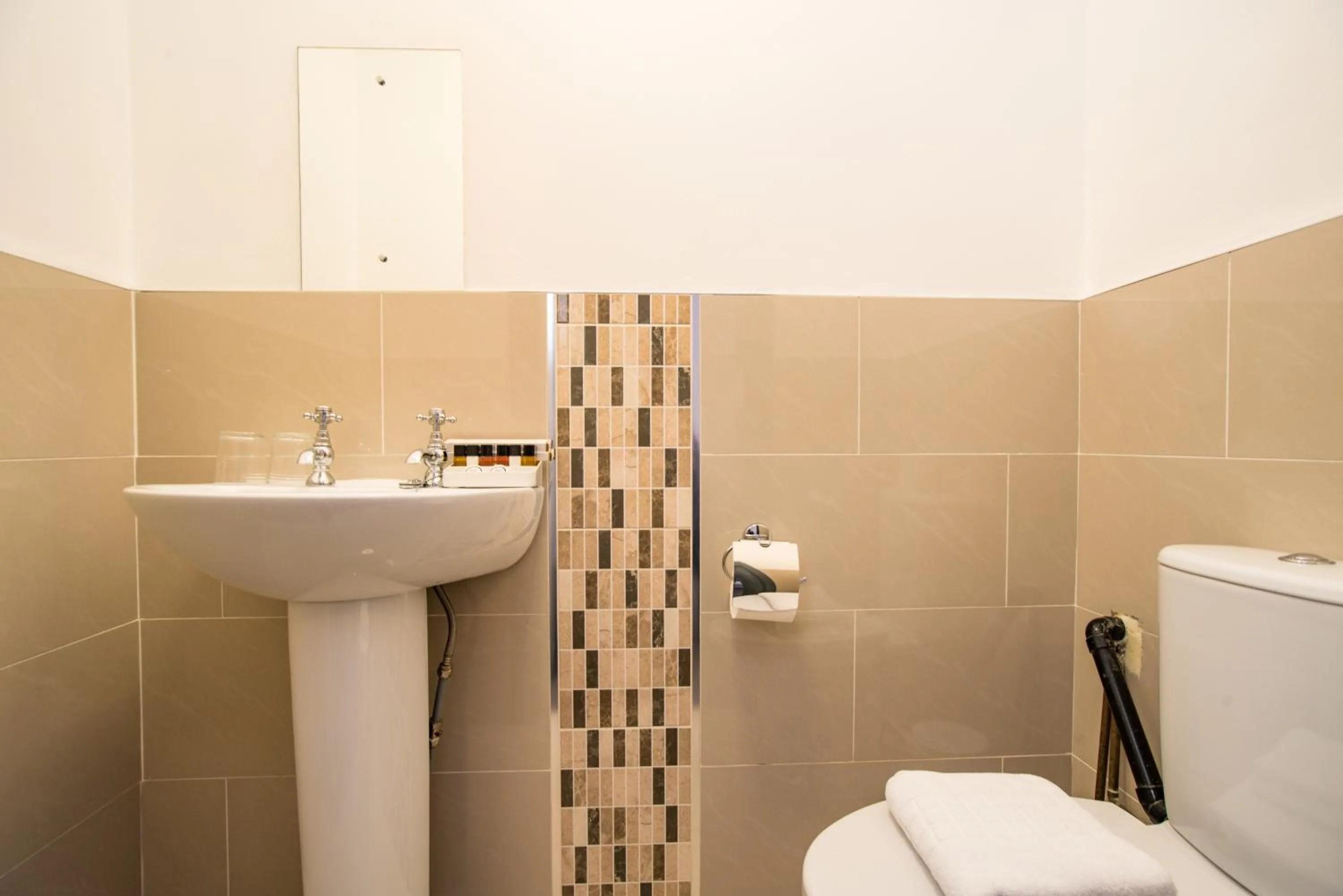 Bathroom in Wilson Lodge