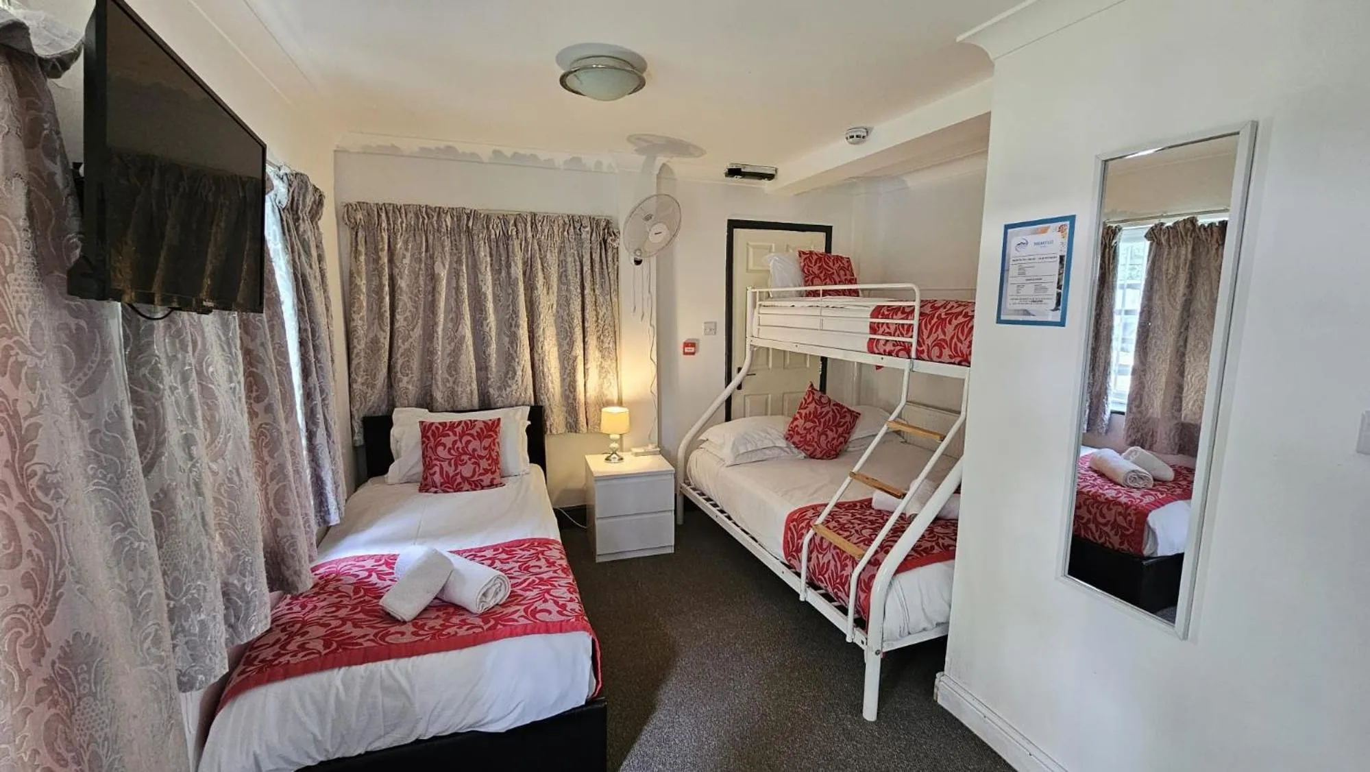 Bedroom, Bed in Wilson Lodge