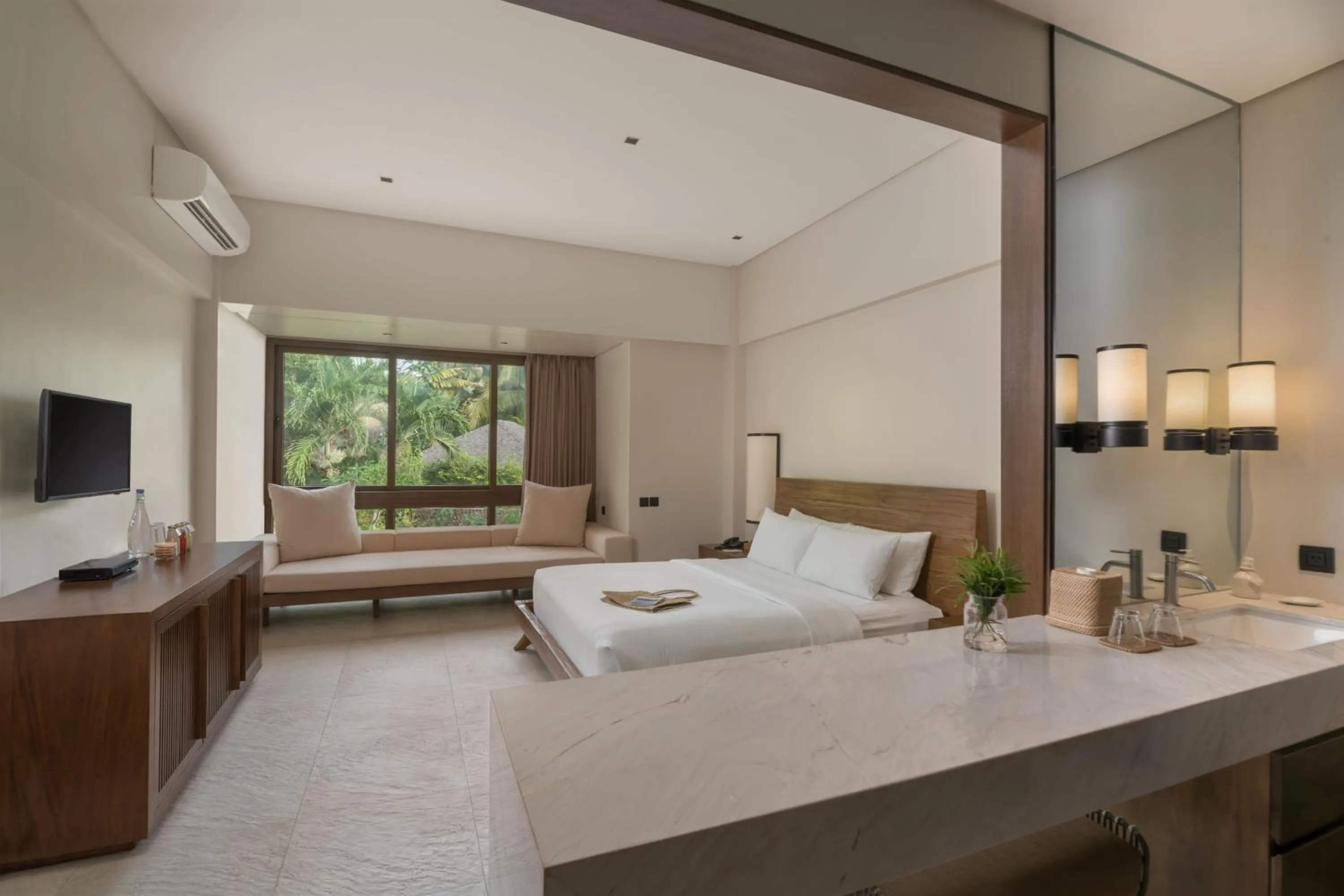 Bedroom, Bed in Amorita Resort Bohol