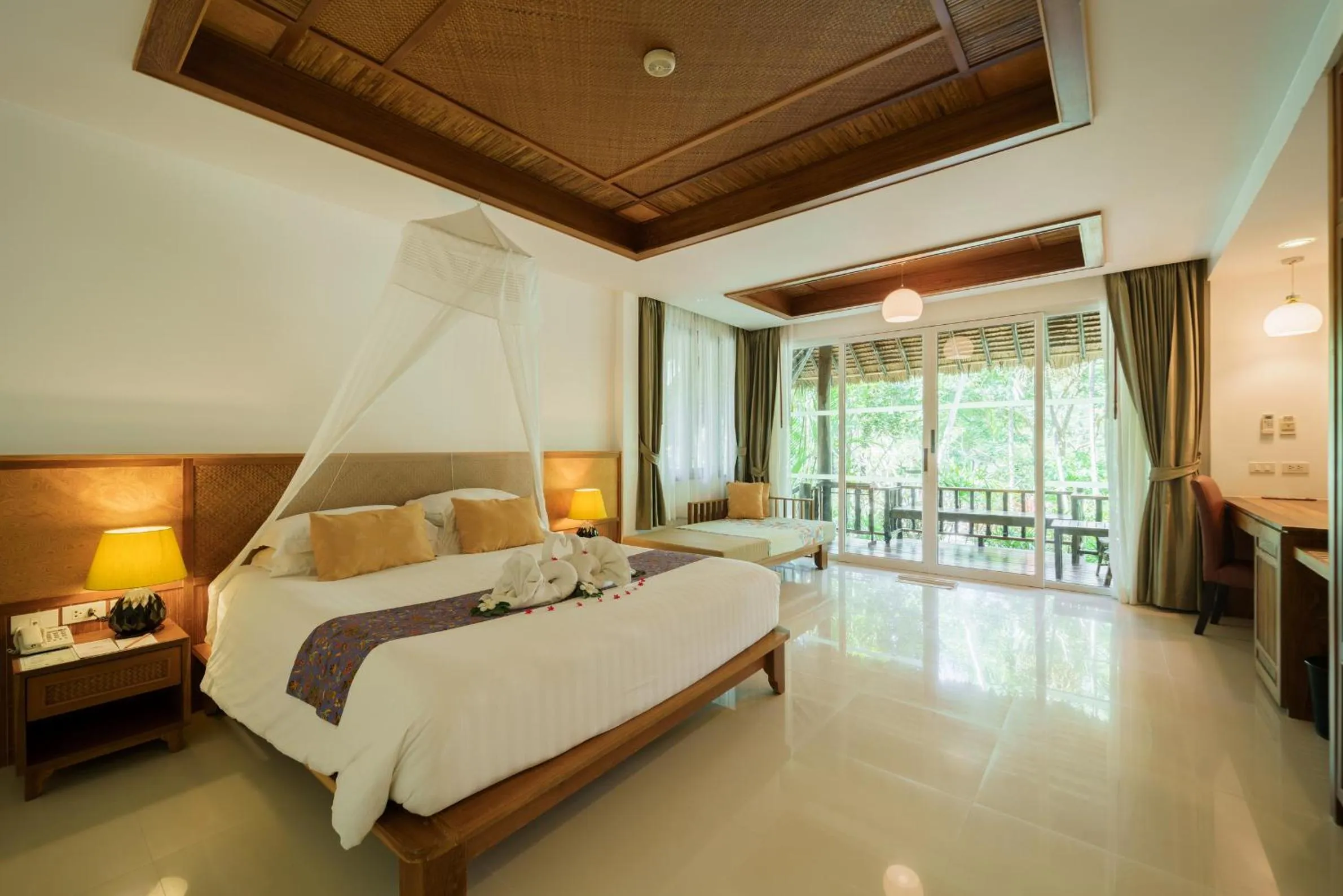 Bed in Ban Sainai Resort- Aonang's Green Resort