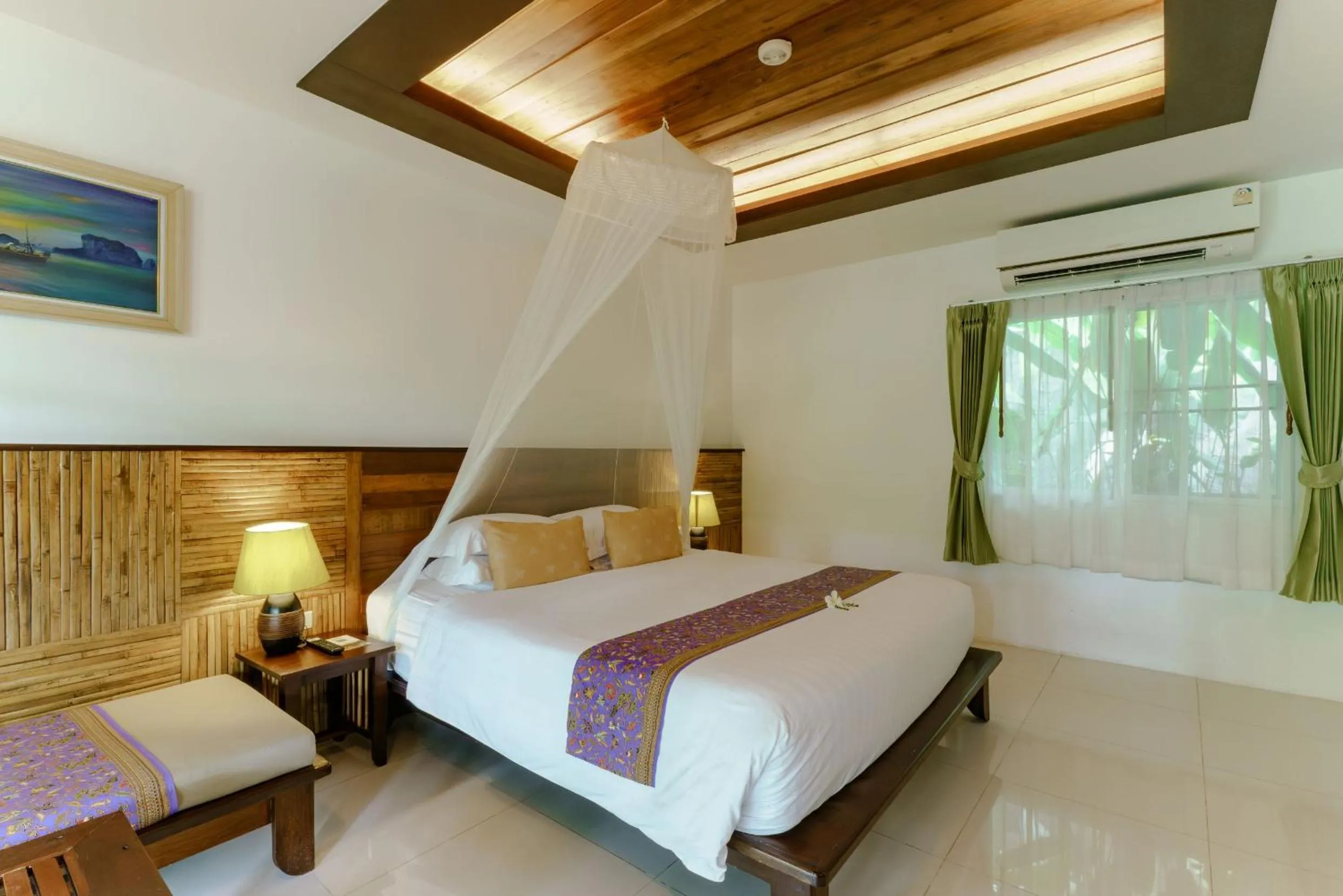 Bed in Ban Sainai Resort- Aonang's Green Resort