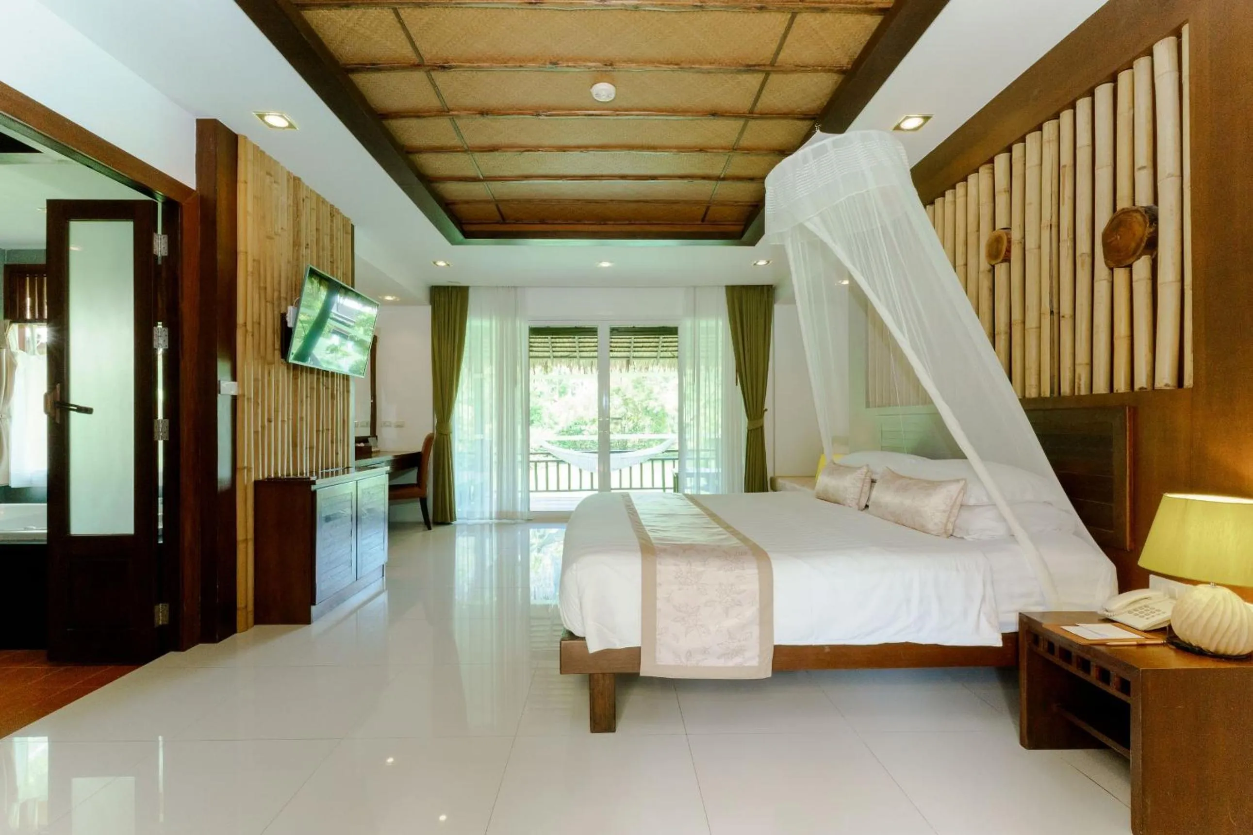 Bed in Ban Sainai Resort- Aonang's Green Resort