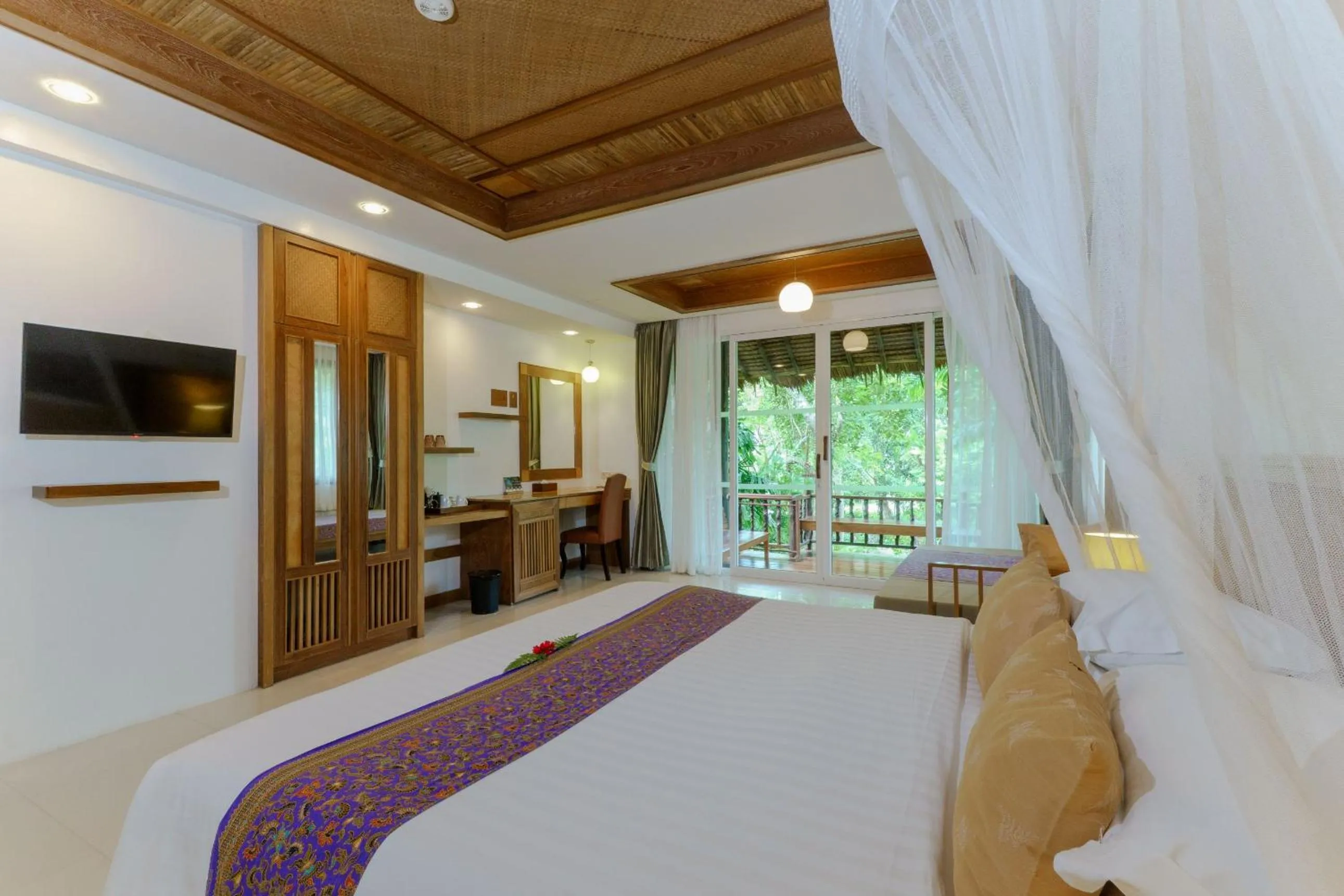 Bed in Ban Sainai Resort- Aonang's Green Resort