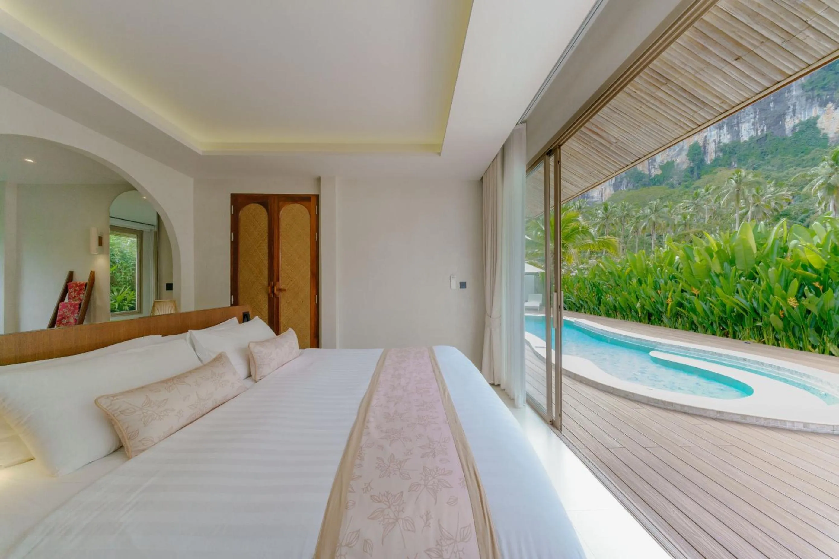 Bed in Ban Sainai Resort- Aonang's Green Resort