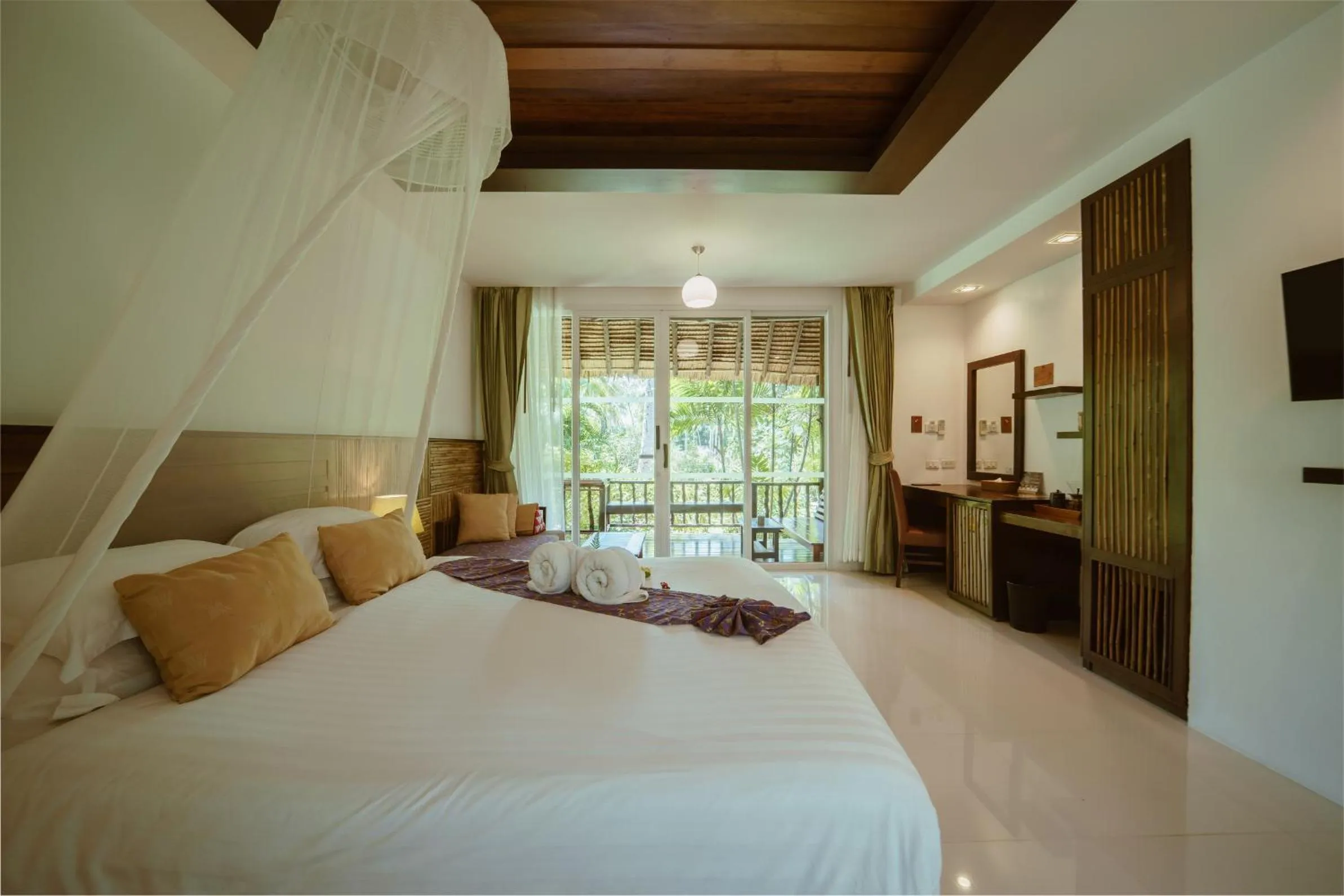 Bed in Ban Sainai Resort- Aonang's Green Resort