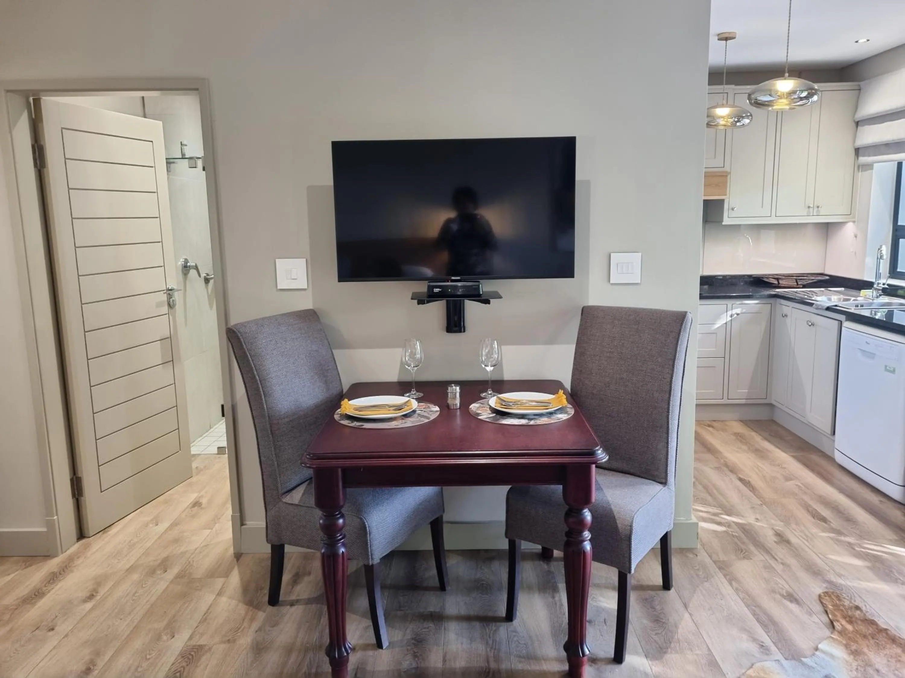 Dining area in Vrede Selfcatering