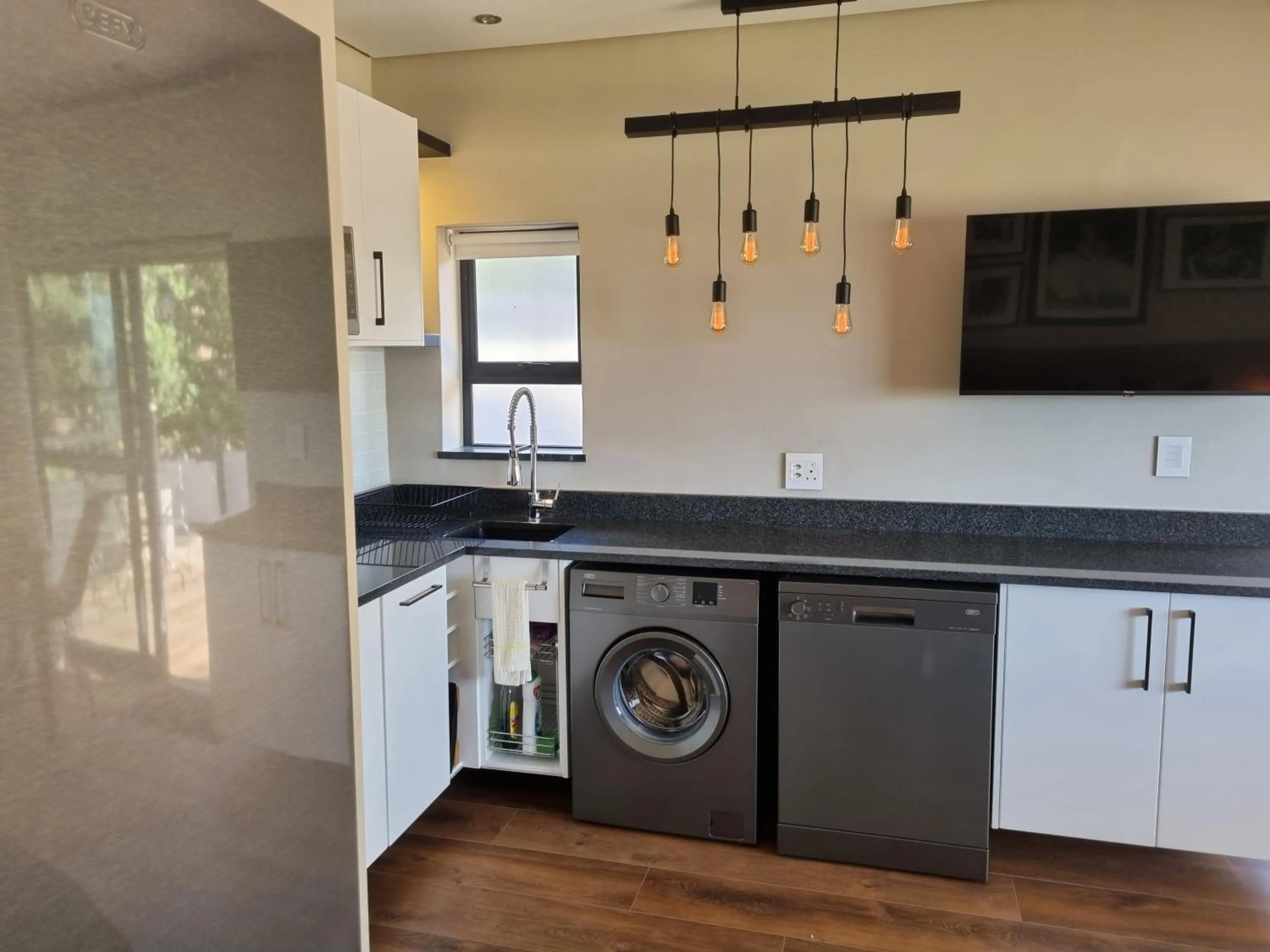 Kitchen or kitchenette in Vrede Selfcatering