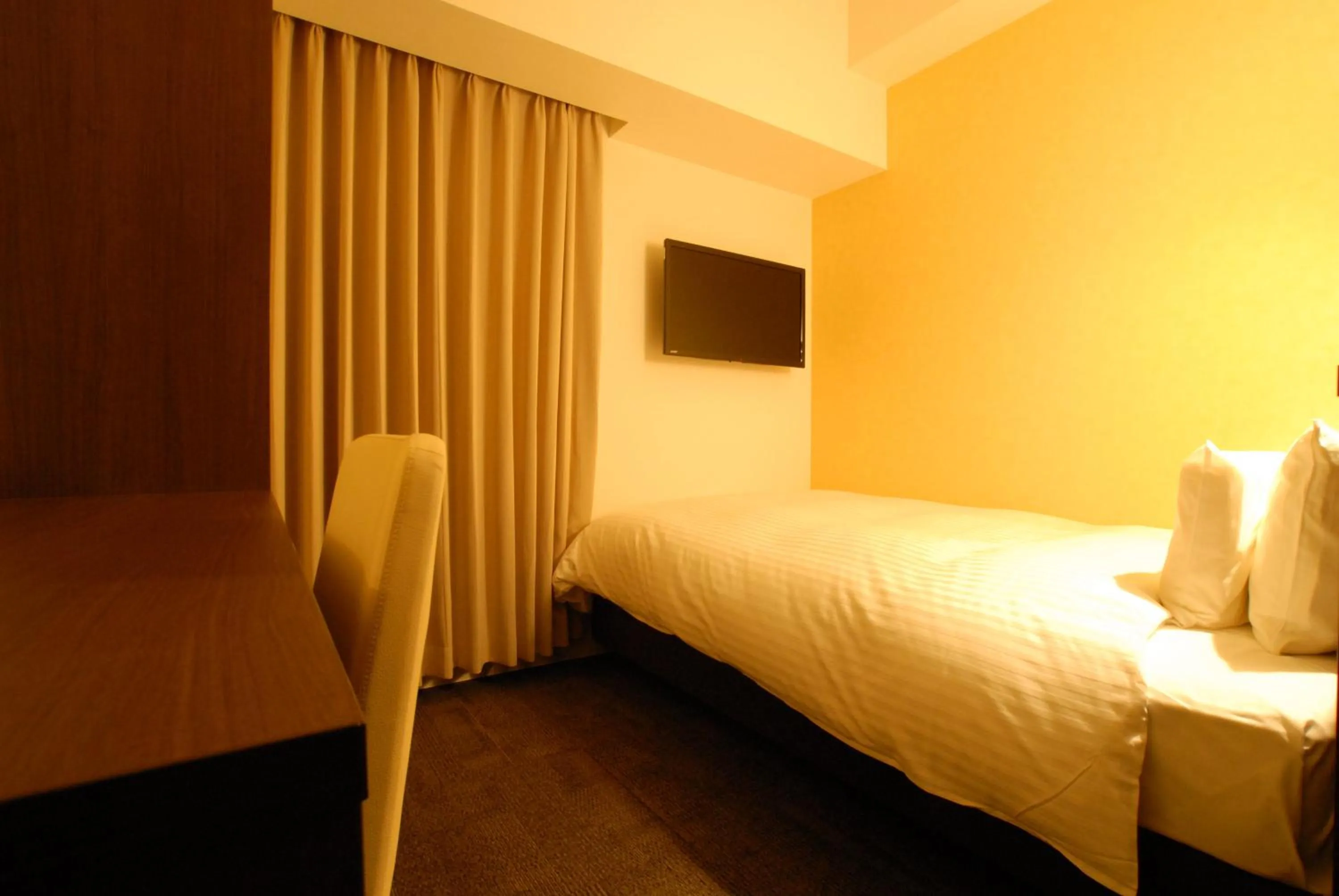 Bed in AB Hotel Mikawa Toyota