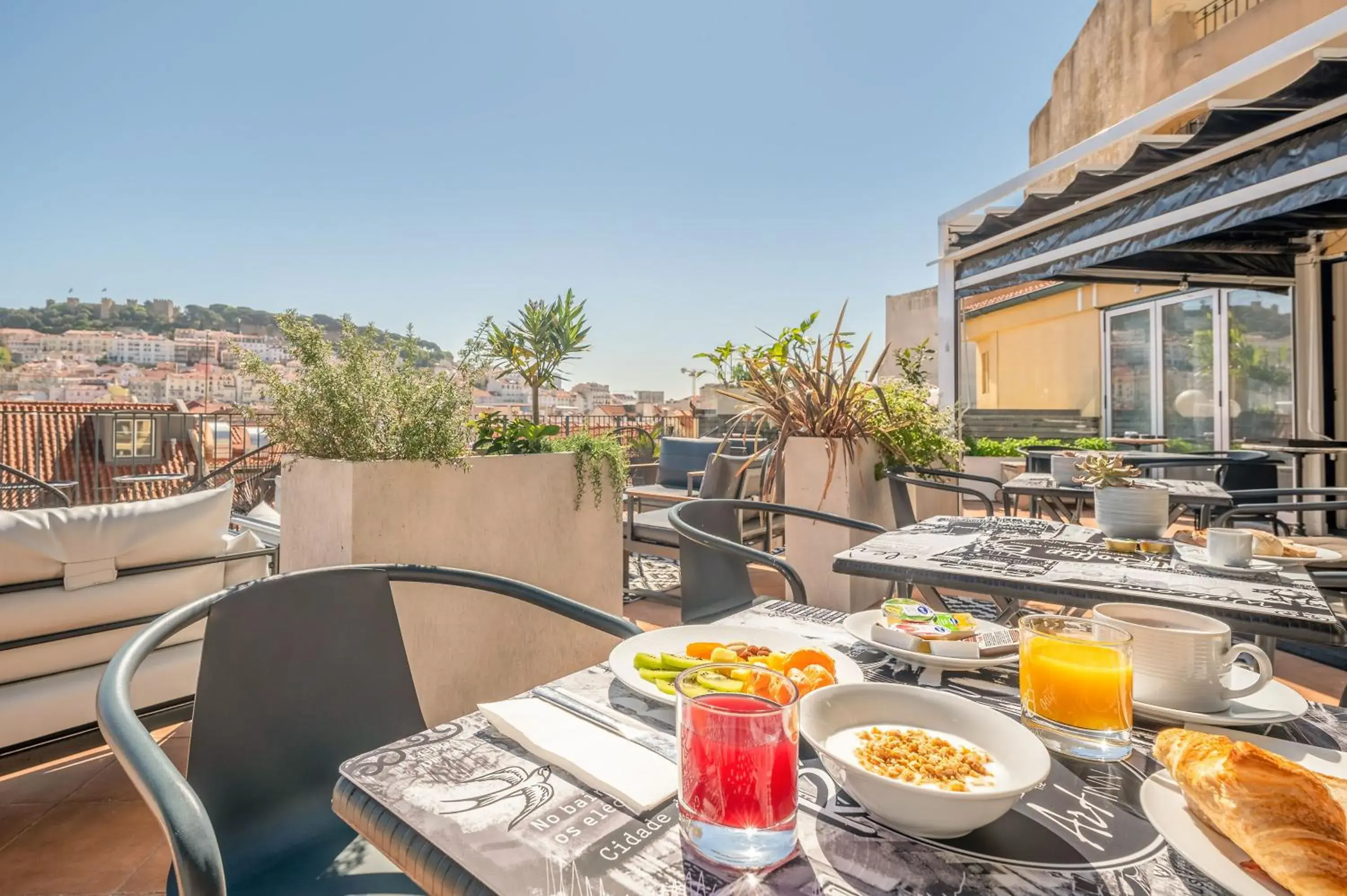 Restaurant/places to eat in The ART INN Lisbon Restaurant/places to eat in The ART INN Lisbon