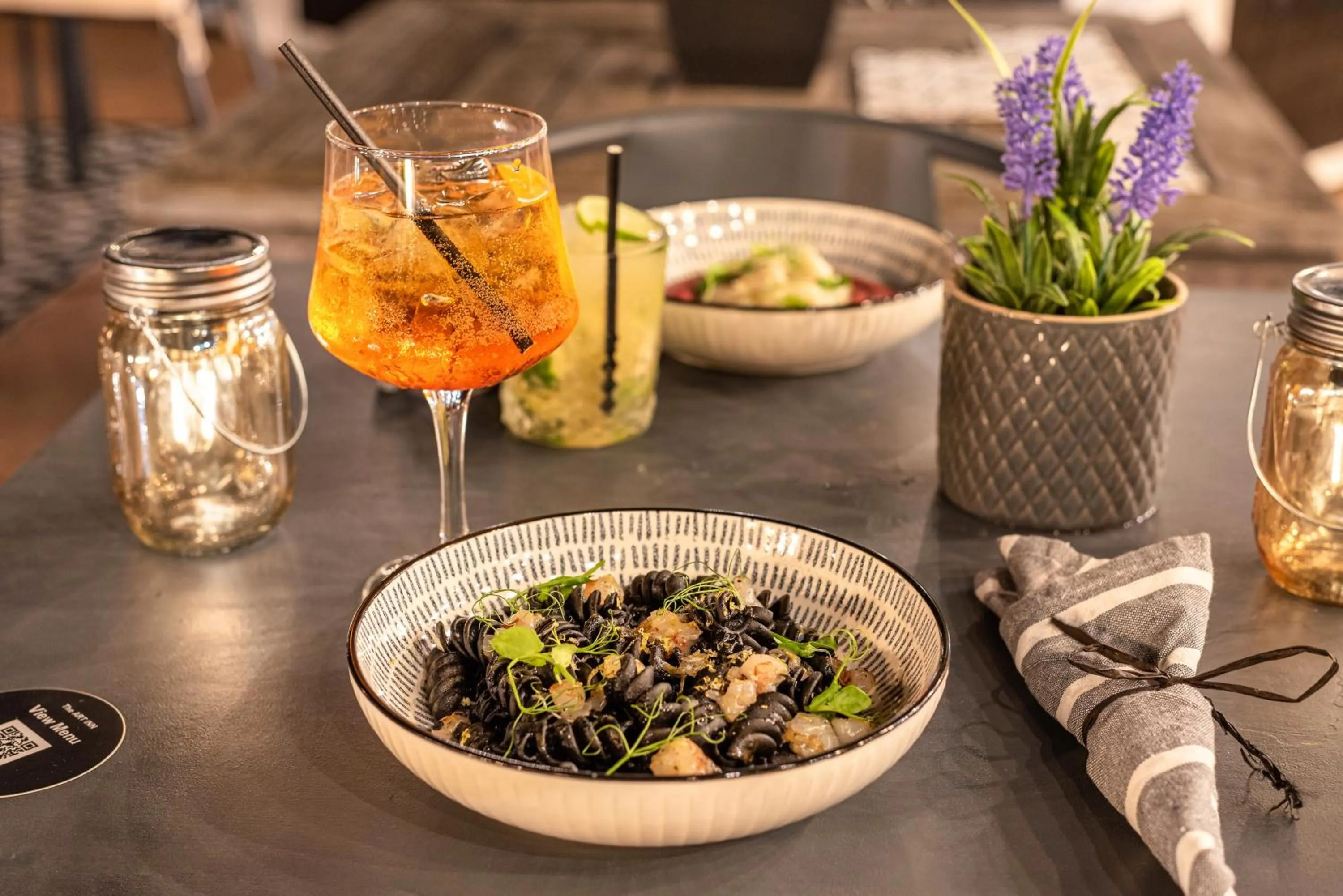 Restaurant/places to eat in The ART INN Lisbon