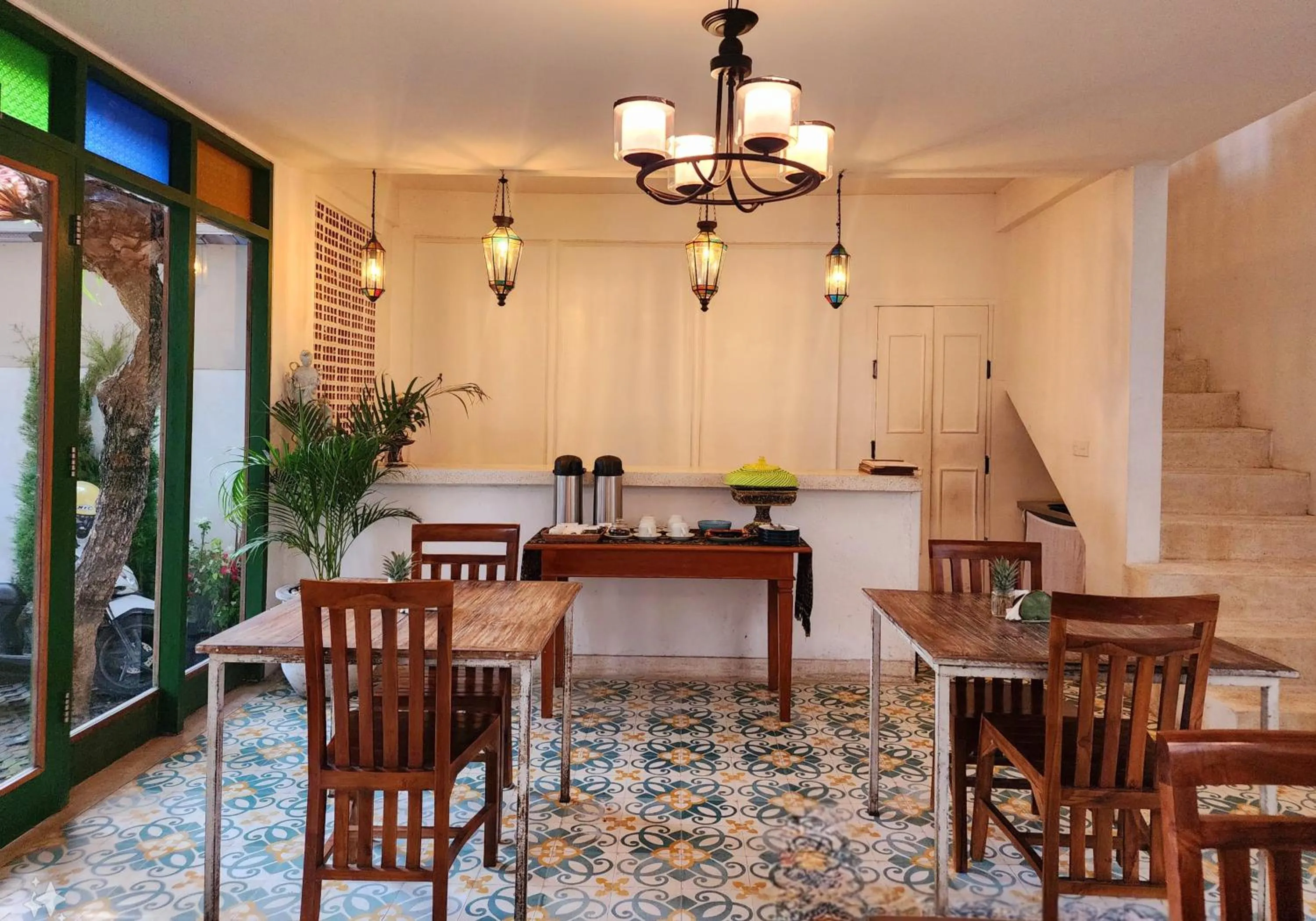 Restaurant/places to eat in Sabana Ubud