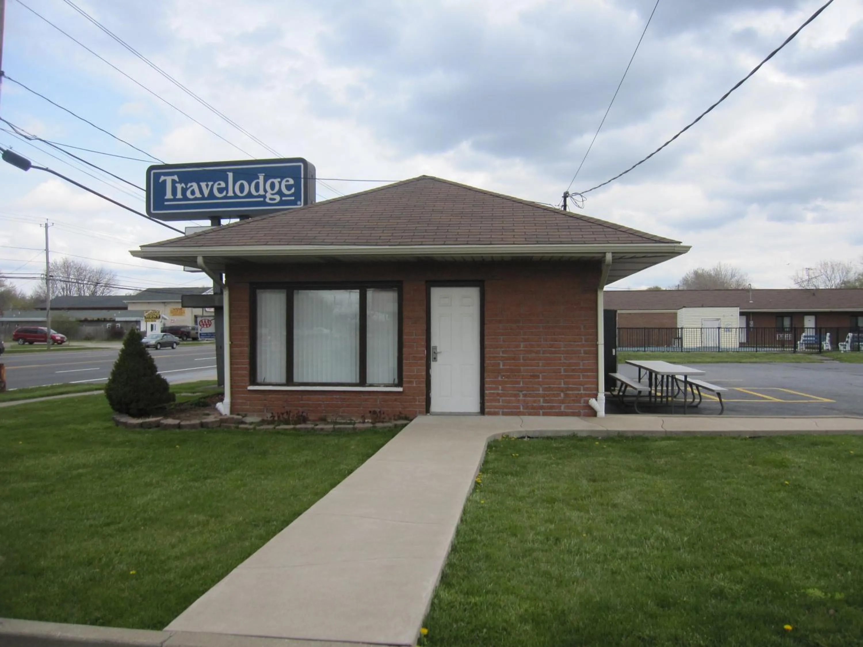 Property building in Travelodge by Wyndham Niagara Falls - New York