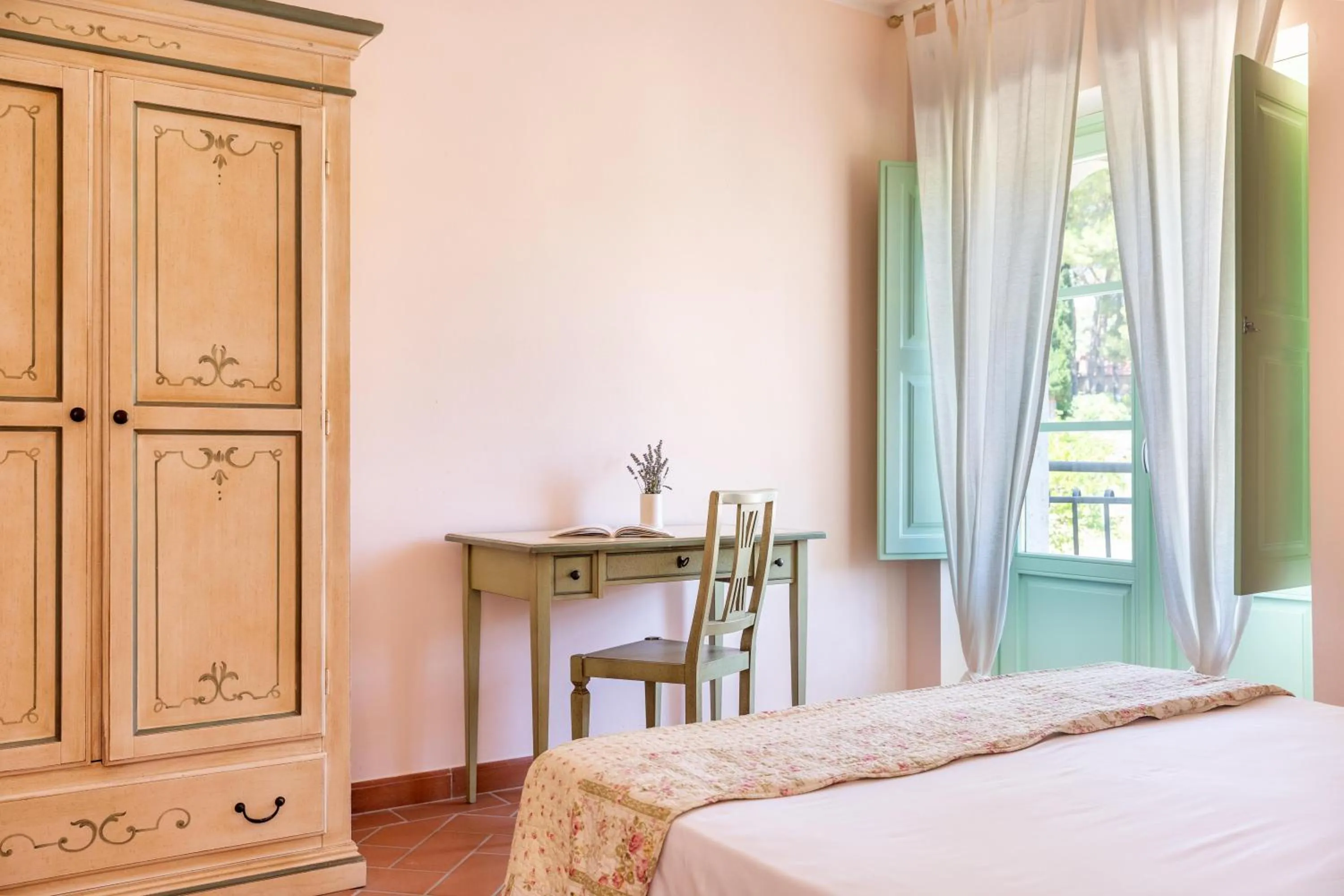 Photo of the whole room, Bed in Pian Dei Mucini Resort