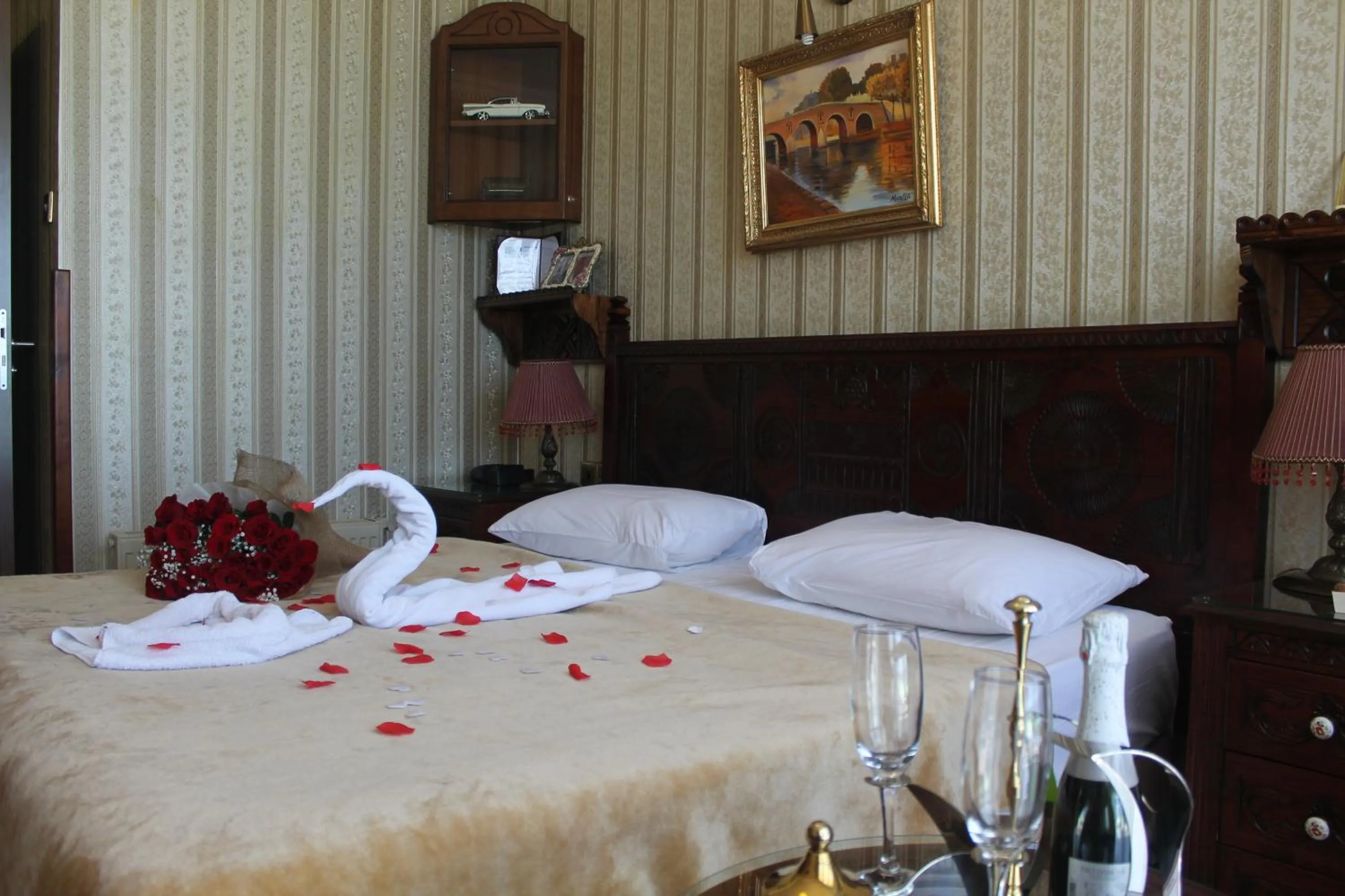 Bed in Bella View Art Boutique Hotel