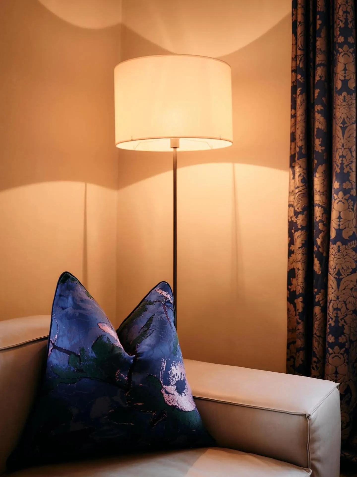 Seating area in TAUROA Hofwirt