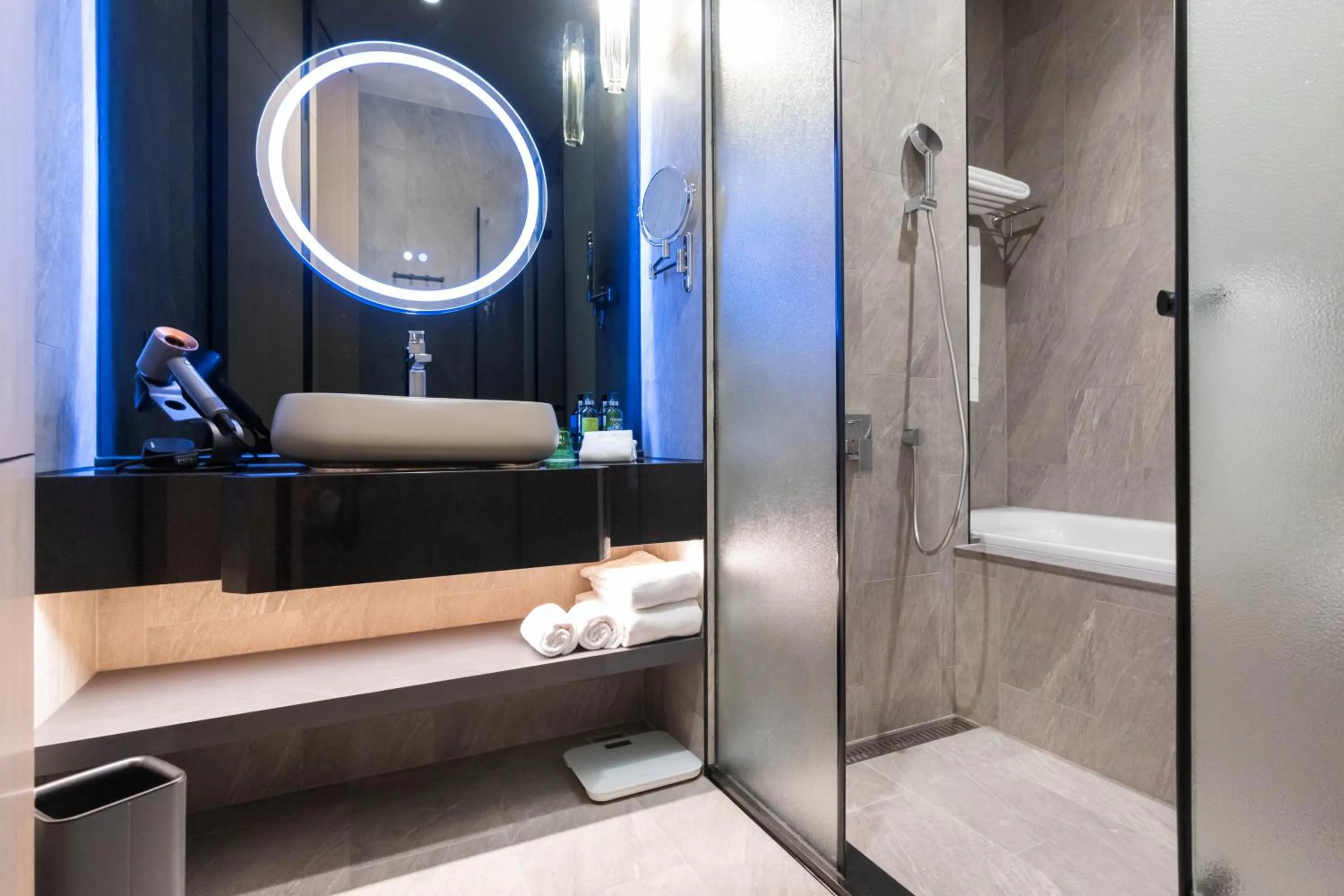 Bathroom in Miramar Garden Taipei