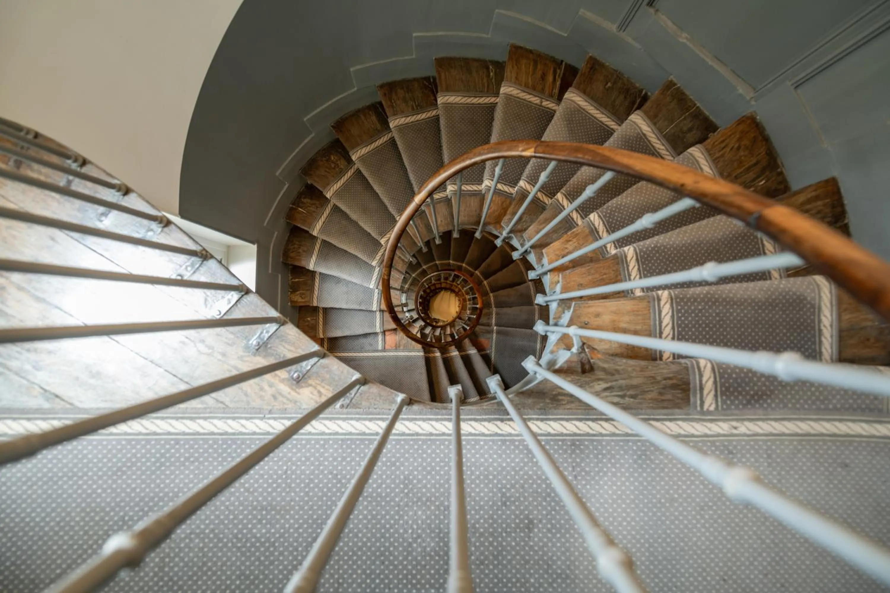 Property building in 1er Etage Marais