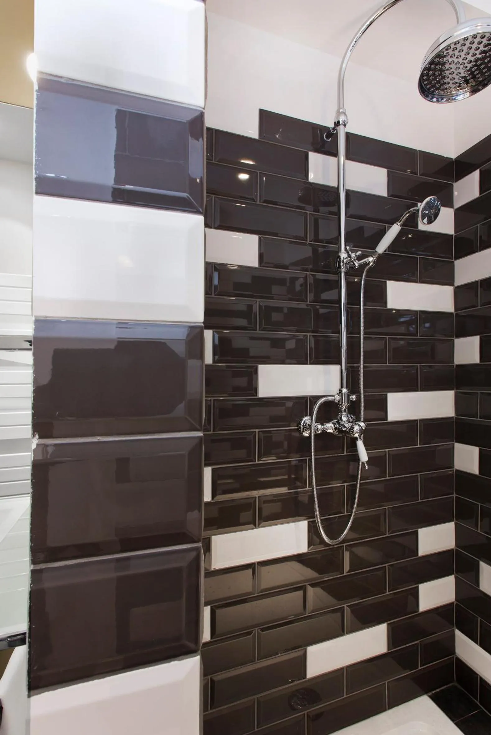 Bathroom in 1er Etage Marais