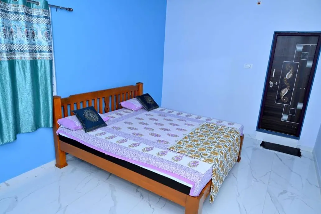 Bed in Gopi Plantation Homestay