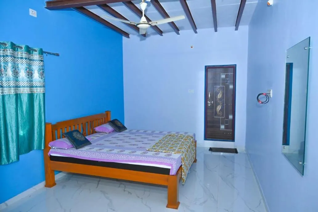 Bed in Gopi Plantation Homestay