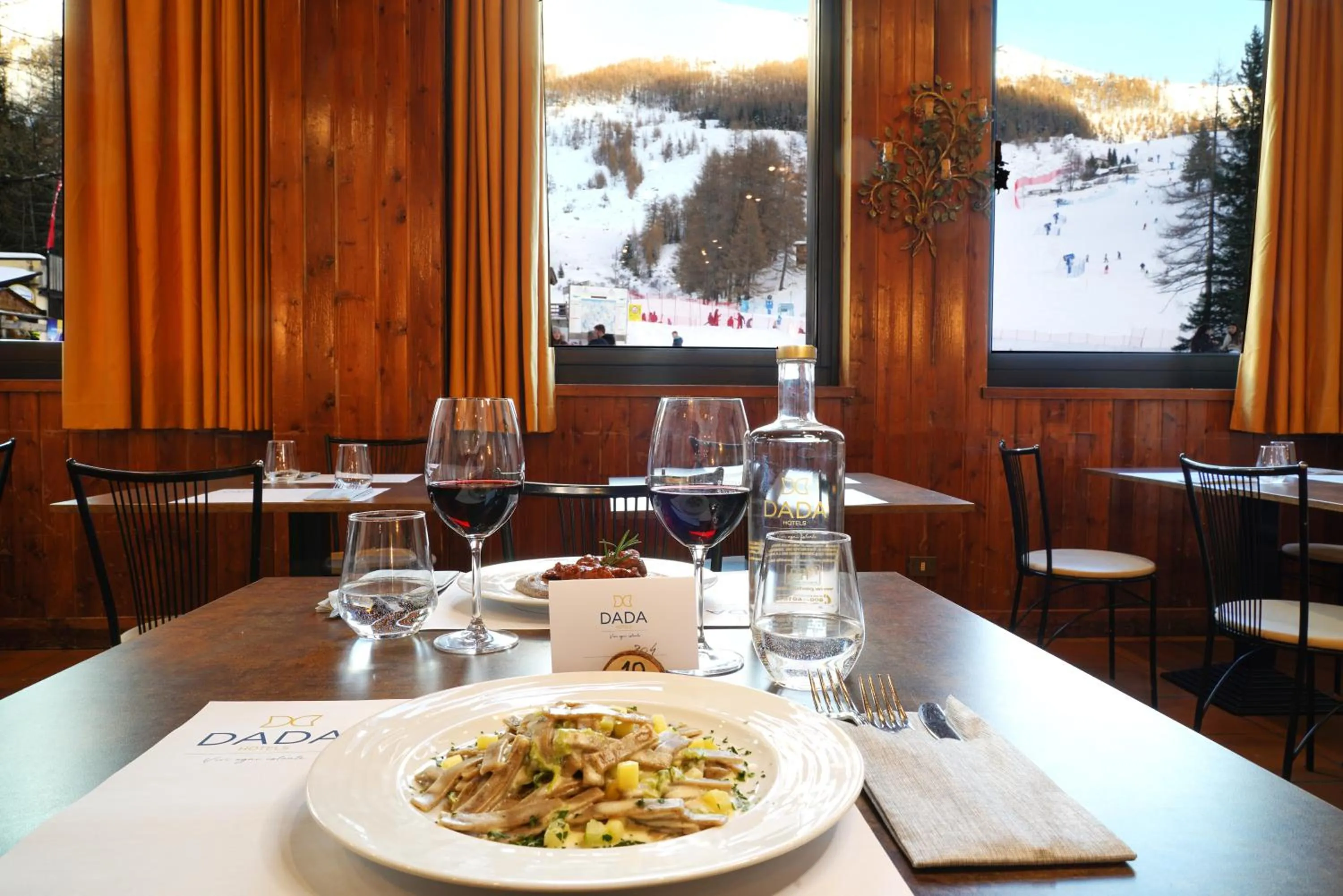 Restaurant/places to eat in Hotel Arlecchino - Dada Hotels