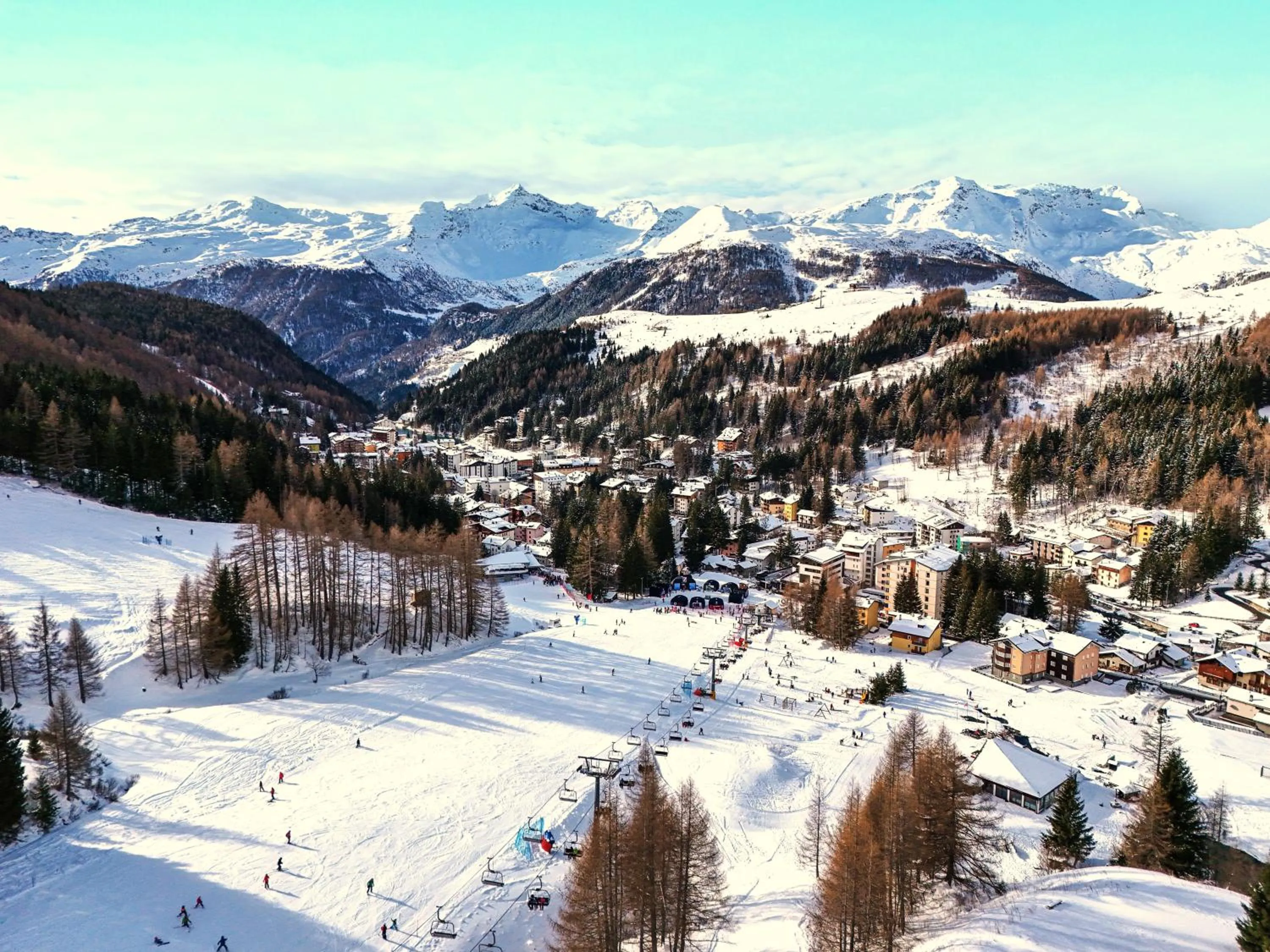 Skiing in Hotel Arlecchino - Dada Hotels