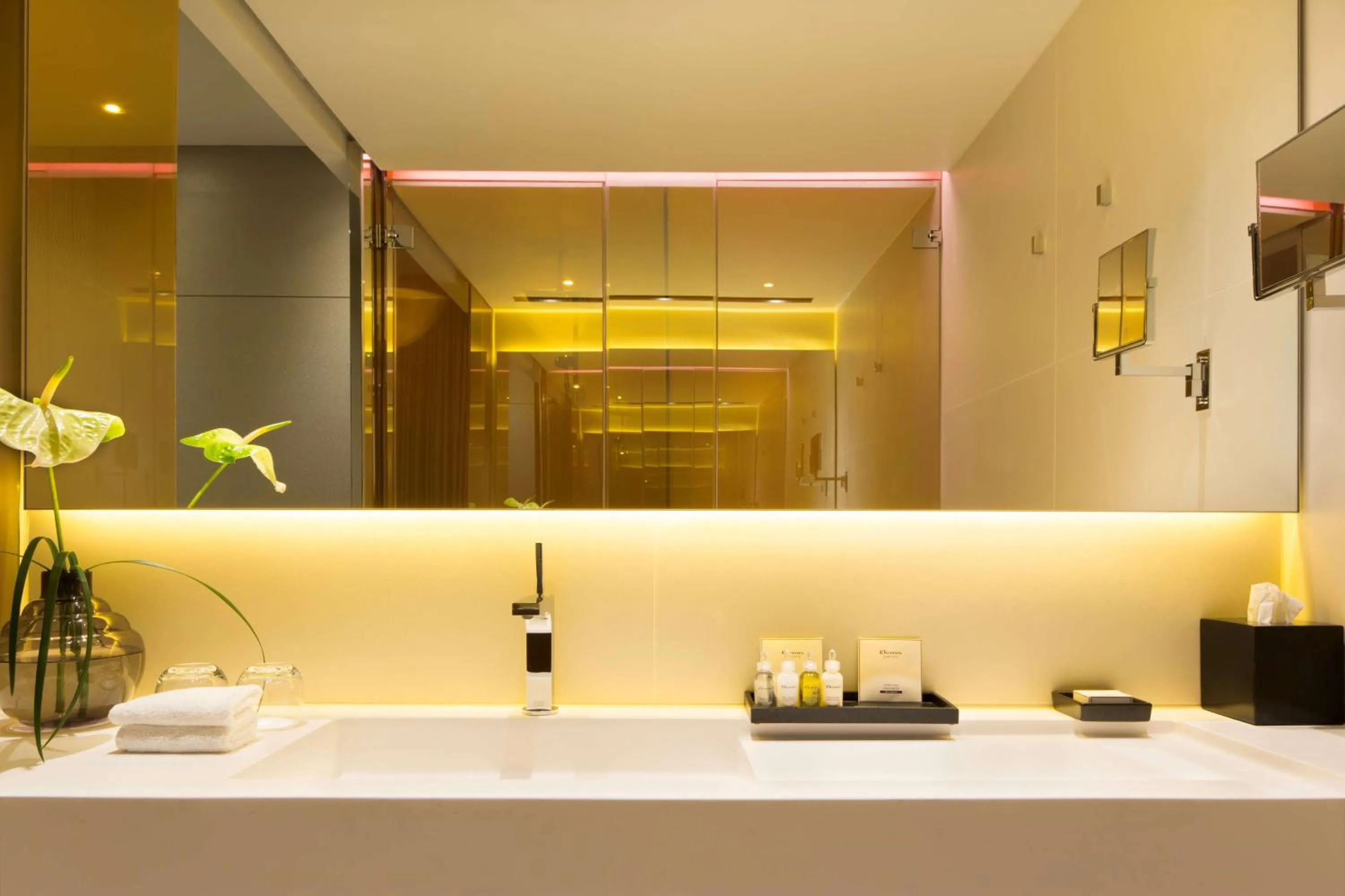 Bathroom in art'otel amsterdam, Powered by Radisson Hotels