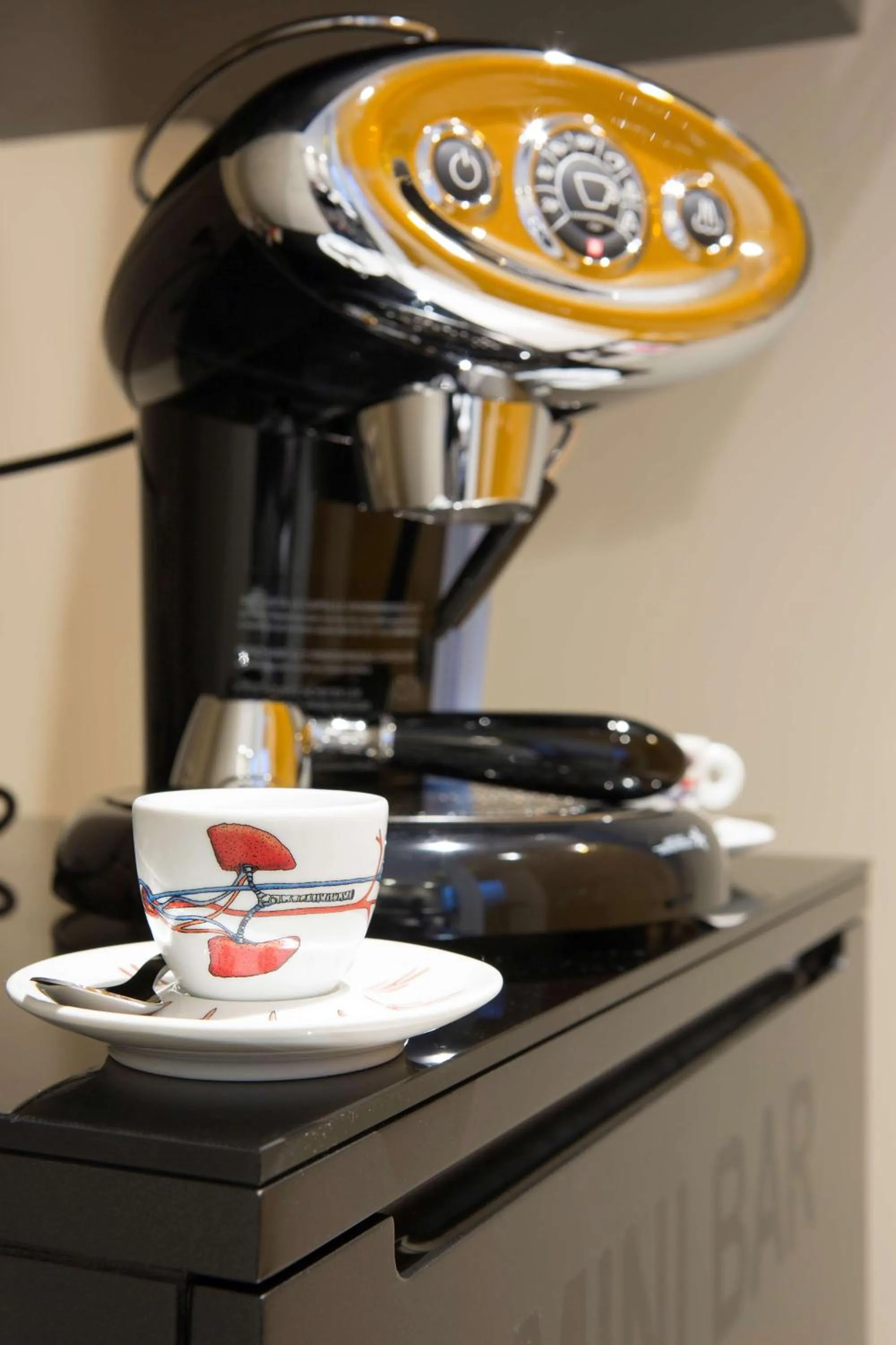 Coffee/tea facilities in art'otel amsterdam, Powered by Radisson Hotels