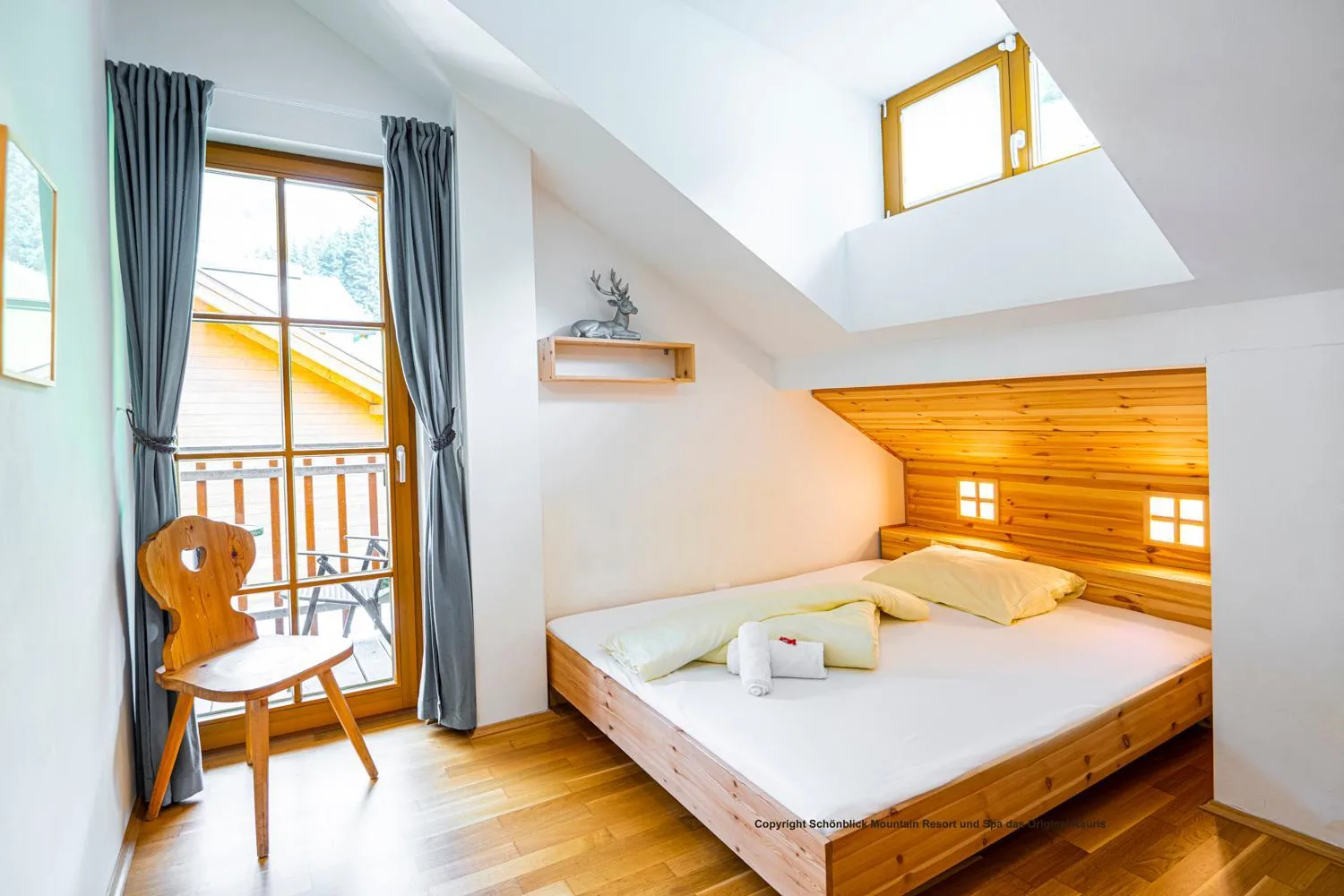 Bedroom, Bed in Schönblick Mountain Resort & Spa - Das Original!